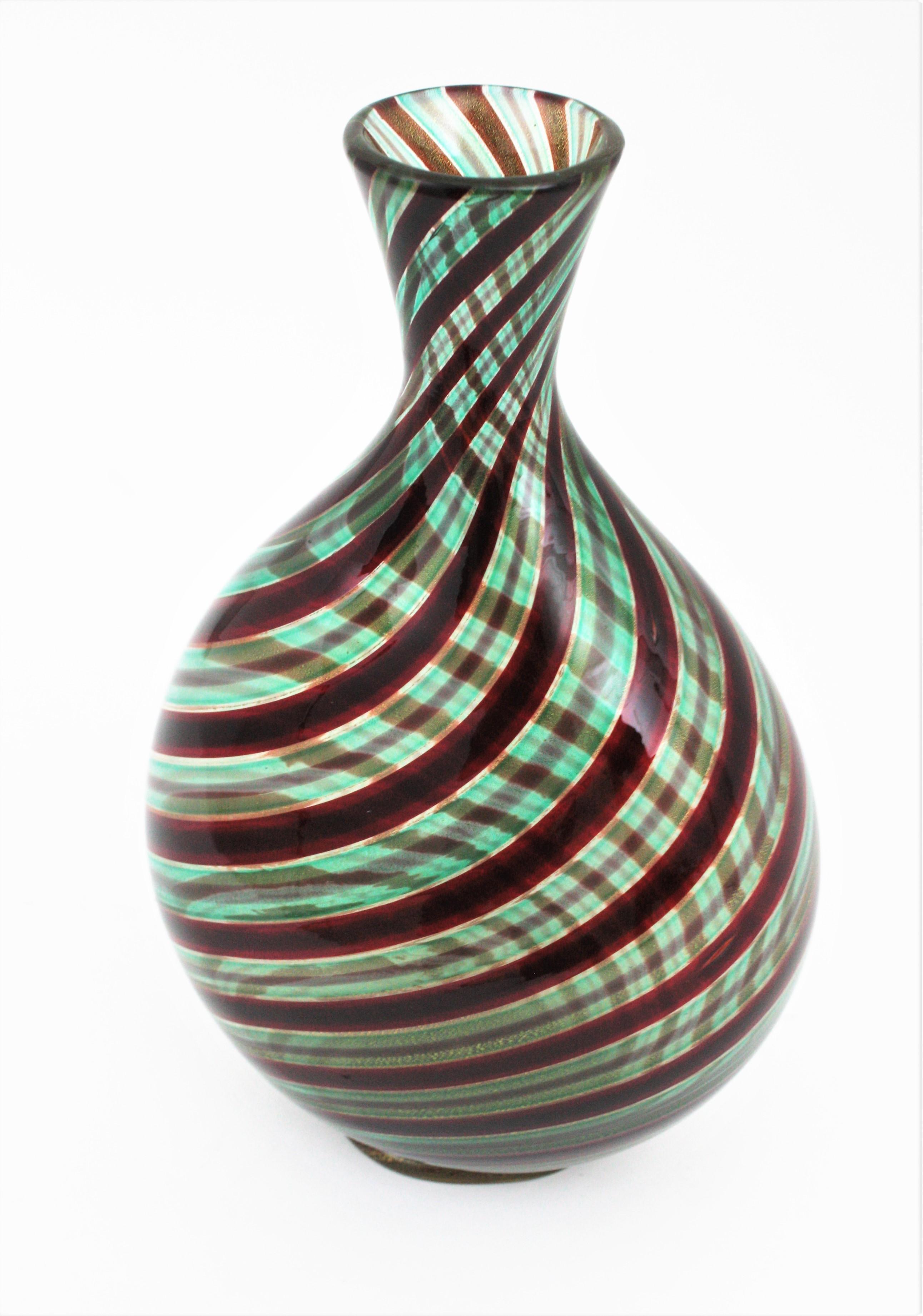 Ercole Barovier Toso Murano Glass Spira Aurata Vase, 1960s For Sale 8