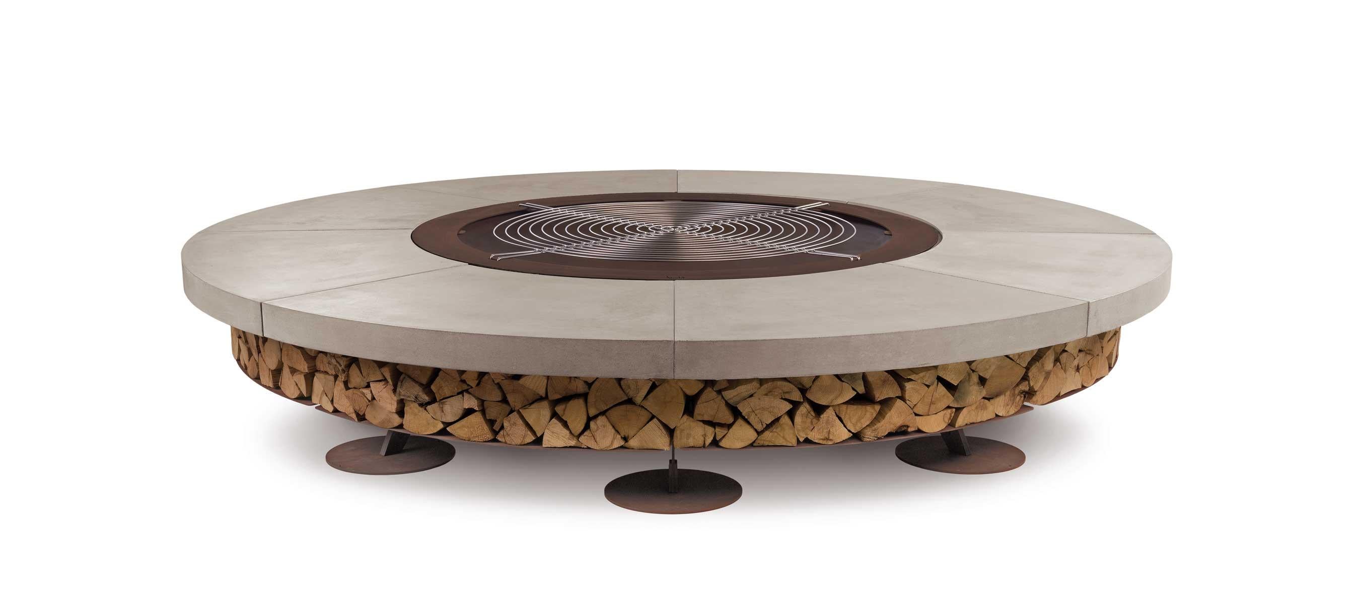 Ercole large fire pit by AK47 Design

Grey concrete fire pit Ø2500 mm.
Ercole is a outdoor wood-burning fire pit.
It is born by the union of two raw materials – the steel as a structural element and the concrete which decorates and enhances its