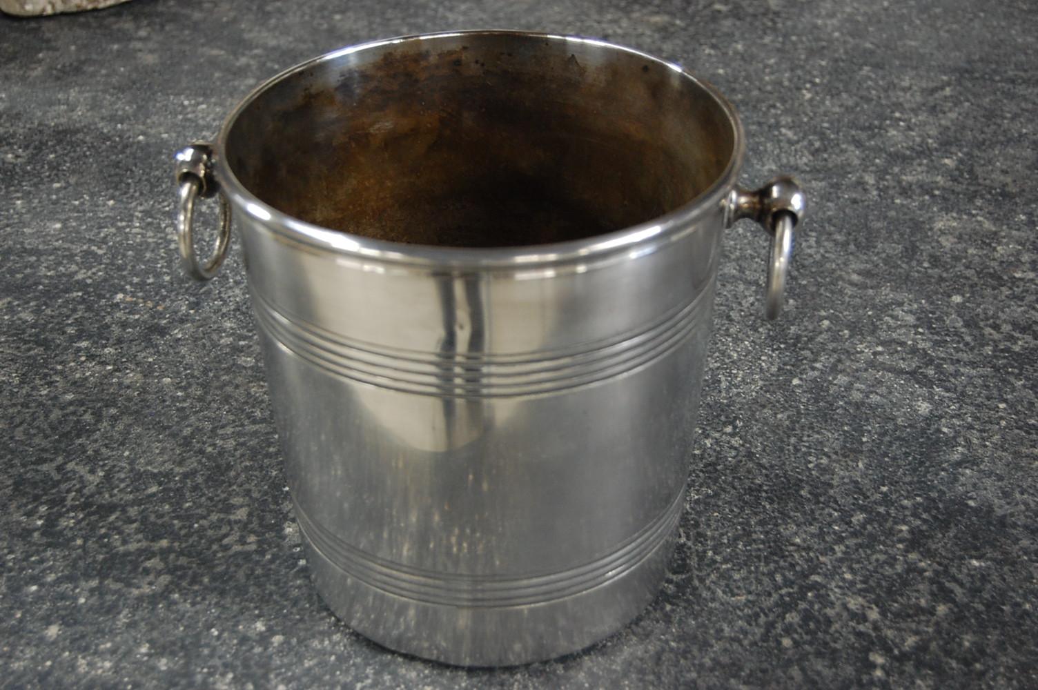 Ercuis Silver Plate Wine Cooler In Fair Condition In Pease pottage, West Sussex