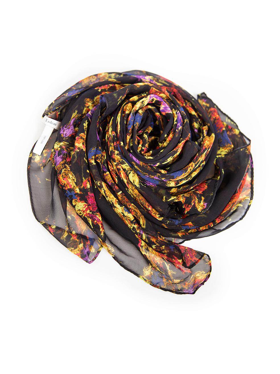 CONDITION is Never worn. No visible wear to the scarf is evident on this new Erdem designer resale item.
 
 
 
 Details
 
 
 Multicolour- black tone
 
 Silk
 
 Square scarf
 
 Abstract pattern
 
 See through
 
 
 
 
 
 Made in Holland
 
 
 
