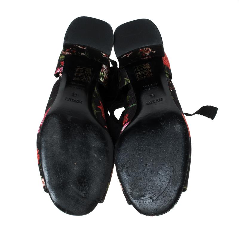 Erdem Black Floral Canvas Cut Out Lace Up Sandals Size 38 For Sale 2