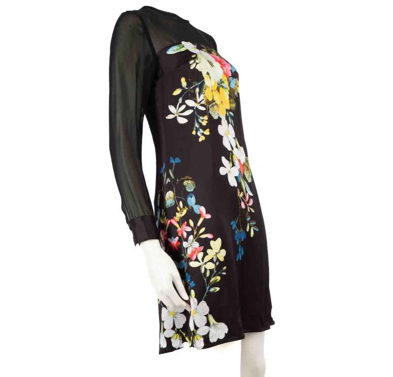 CONDITION is Very good. Minimal wear to the dress is evident. Minimal wear to the rear is seen with a pull to the weave on this used Erdem designer resale item.
 
 
 
 Details
 
 
 Black
 
 Silk
 
 Dress
 
 Floral print
 
 Knee length
 
 Long