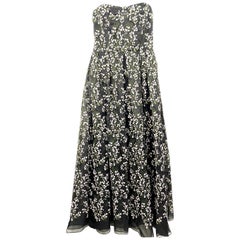 Vestido de noche Erdem de seda negra y estampado floral Talla 8