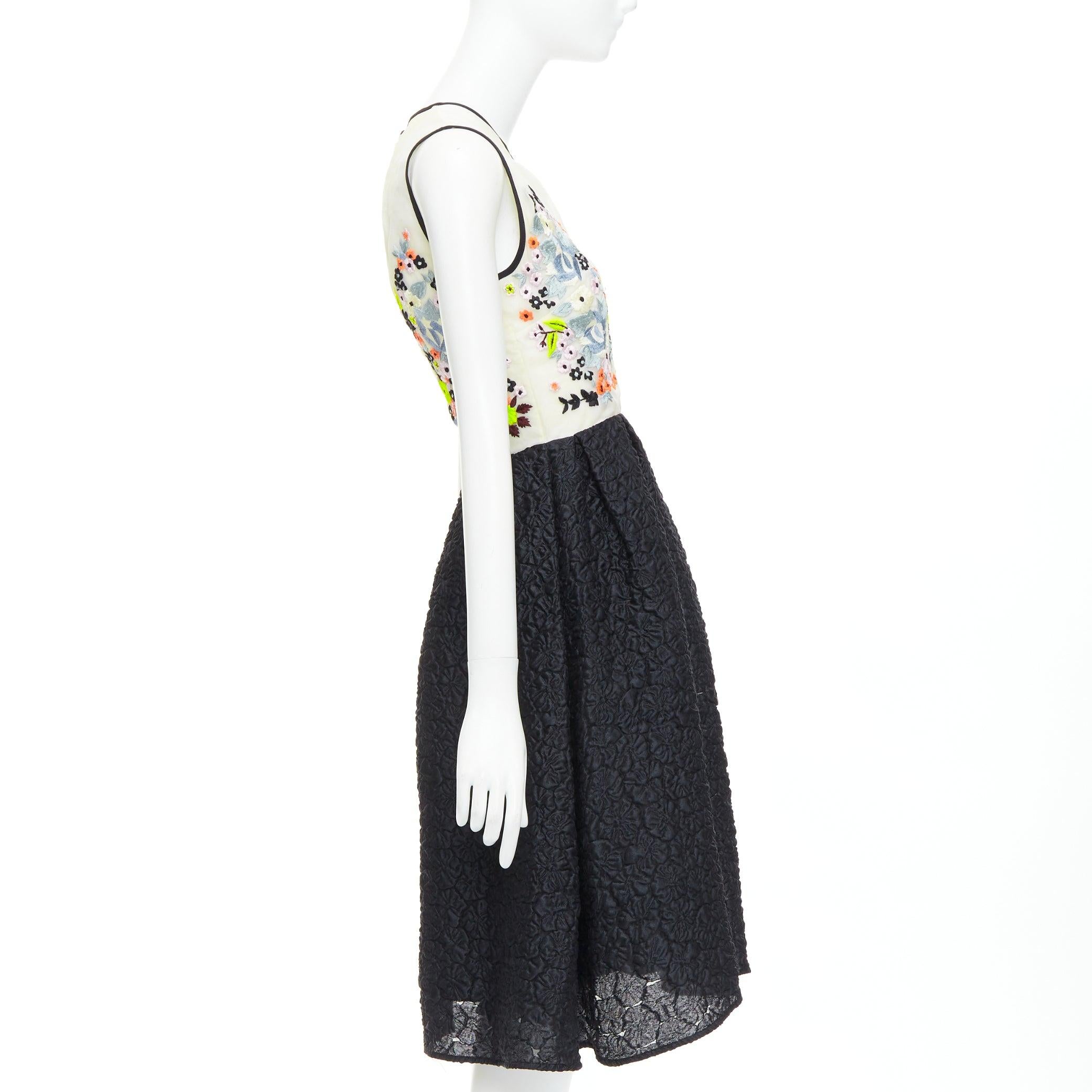 ERDEM Faris Runway cream black silk blend floral embroidered cloque dress UK8 S In Good Condition For Sale In Hong Kong, NT