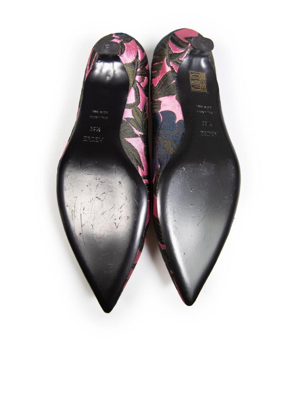Erdem Floral Embroidered Kitten Heel Pumps Size IT 39.5 In Good Condition In London, GB