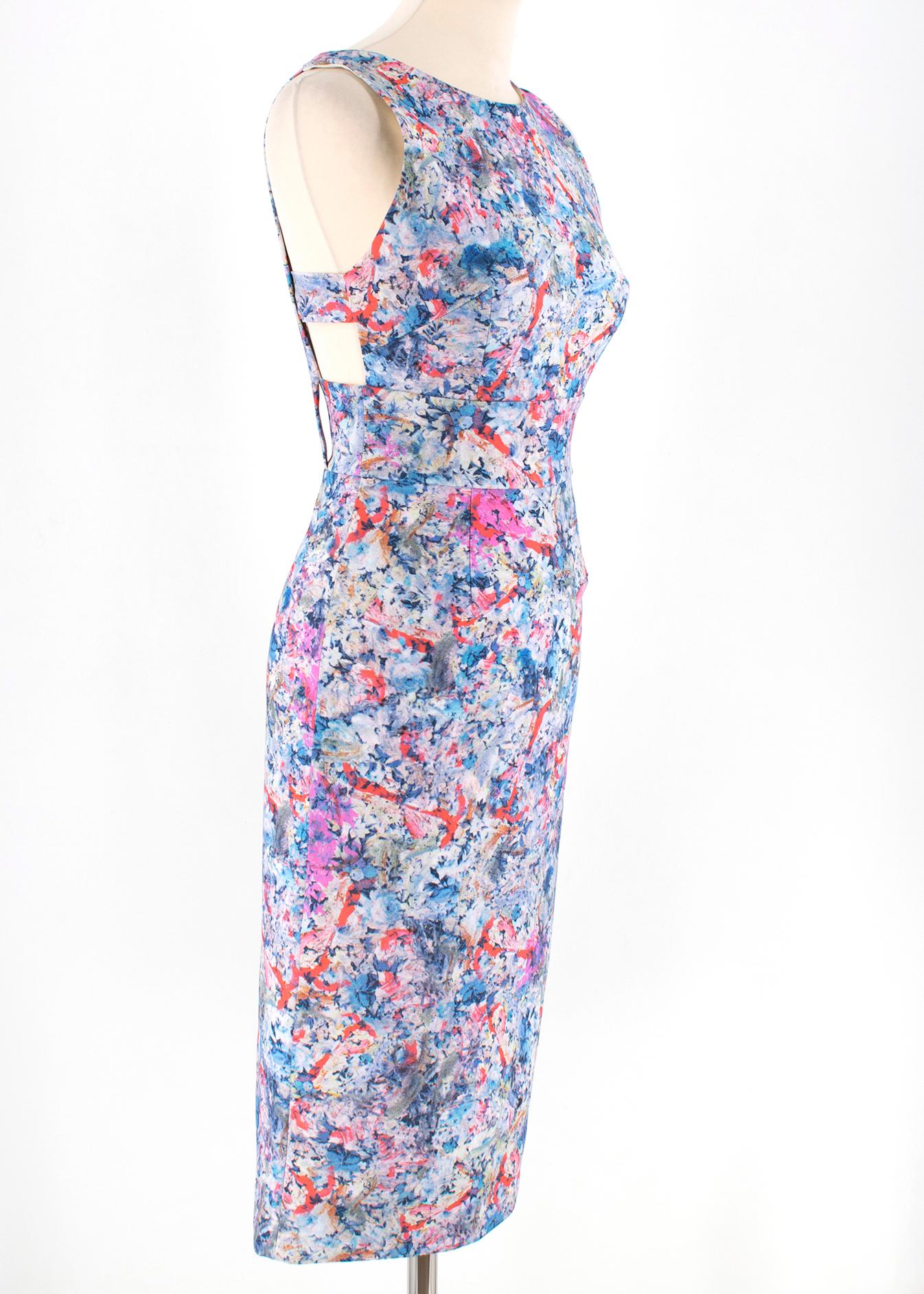 Erdem Blue Floral Patterned Midi dress.

High round neck dress
Thick belt detailing on waist
Pleated design dart stitch
Thin shoulder straps 
Open back
Hidden blue zip detailing
Midweight material
Silver hardware buckle closure

Please note, these