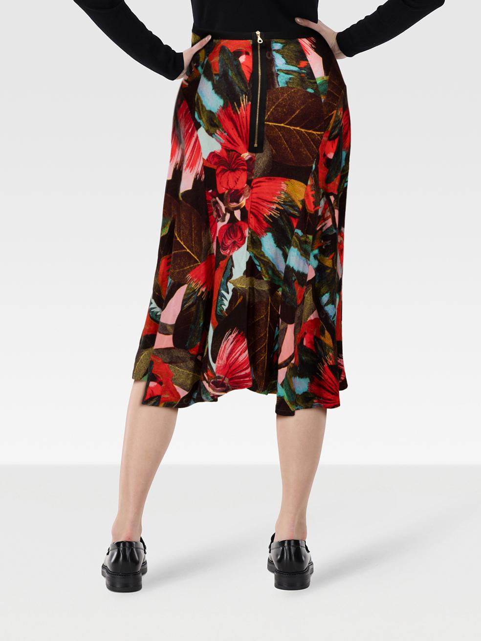 L'ÉTAT est très bon. L'usure minimale de la jupe est évidente. Usure minimale sur le devant avec une petite décoloration sur cet article de revente de designer Erdem d'occasion. Il manque le Label de composition de l'article.
 

 Détails
 

 

