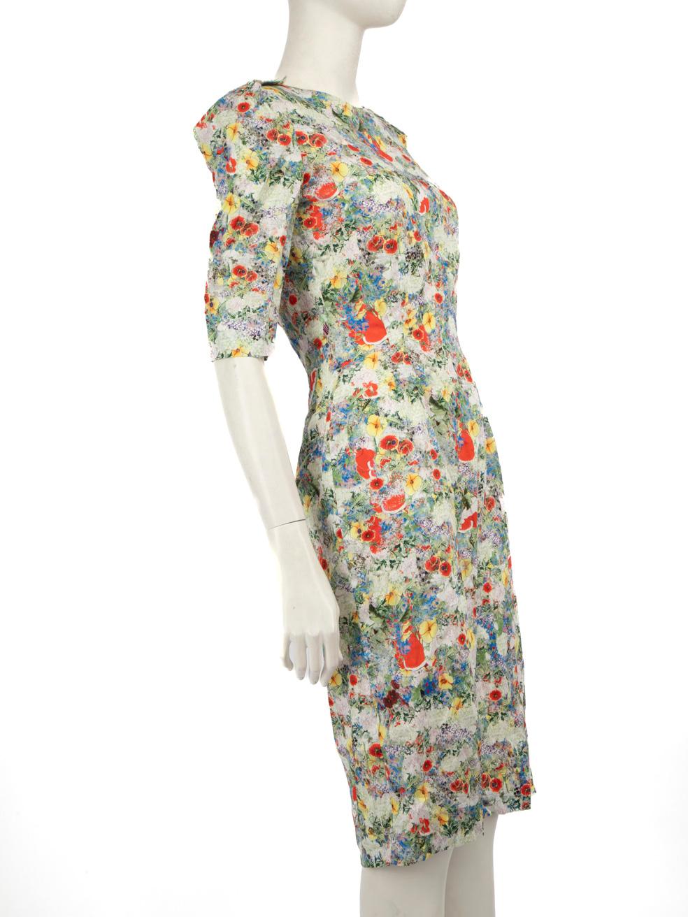 CONDITION is Very good. Minimal wear to the dress is evident. Missing size and composition label. Discolouration on the back neck designer logo to this used Erdem designer resale item.
  
  
  
  Details
  
  
  Multicolour- green tone
  
  Cotton
 