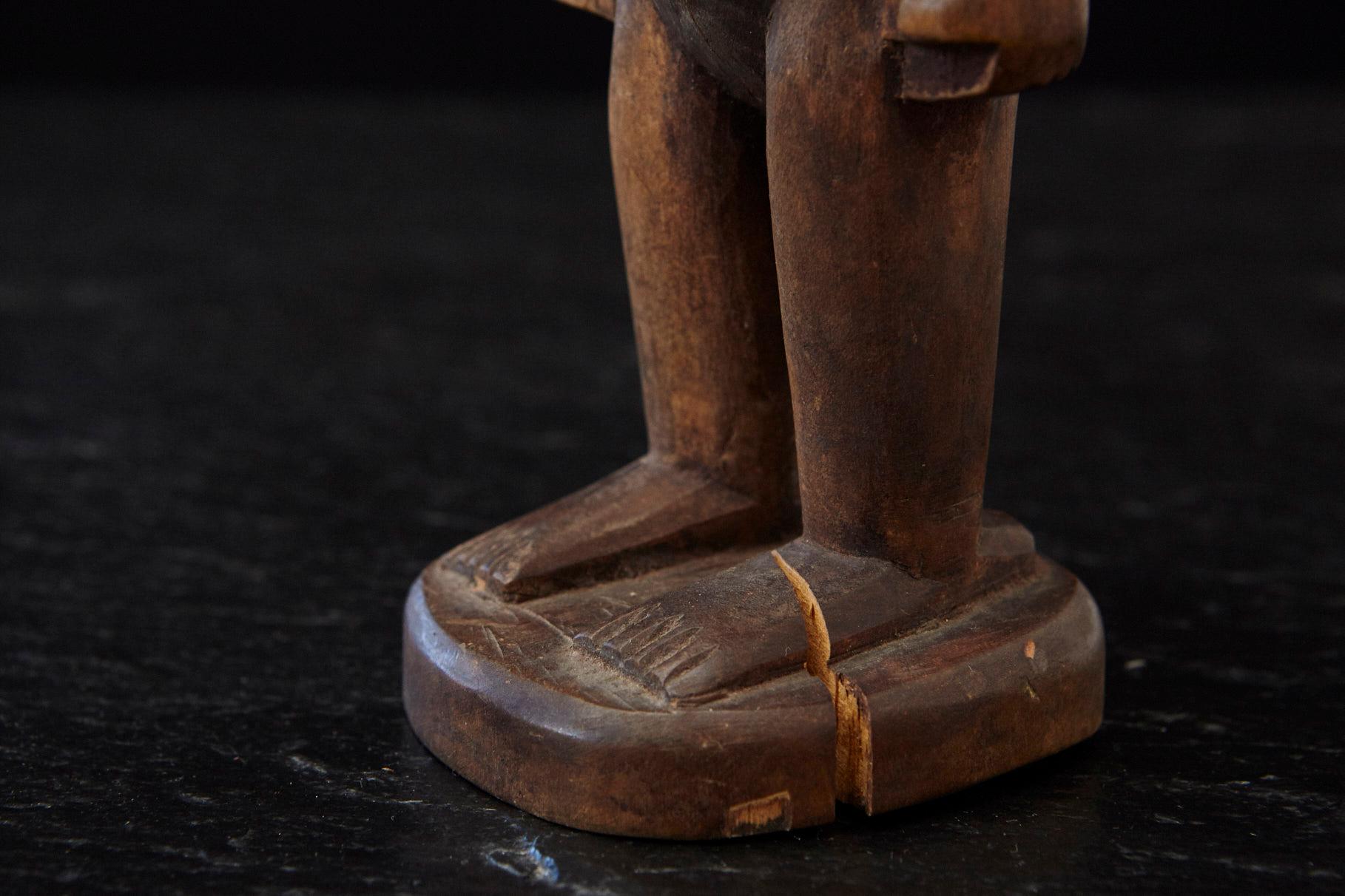 Ere Ibeji Paire de figurines commémoratives, Abeokuta, Yoruba People Nigeria, 20e C. en vente 2