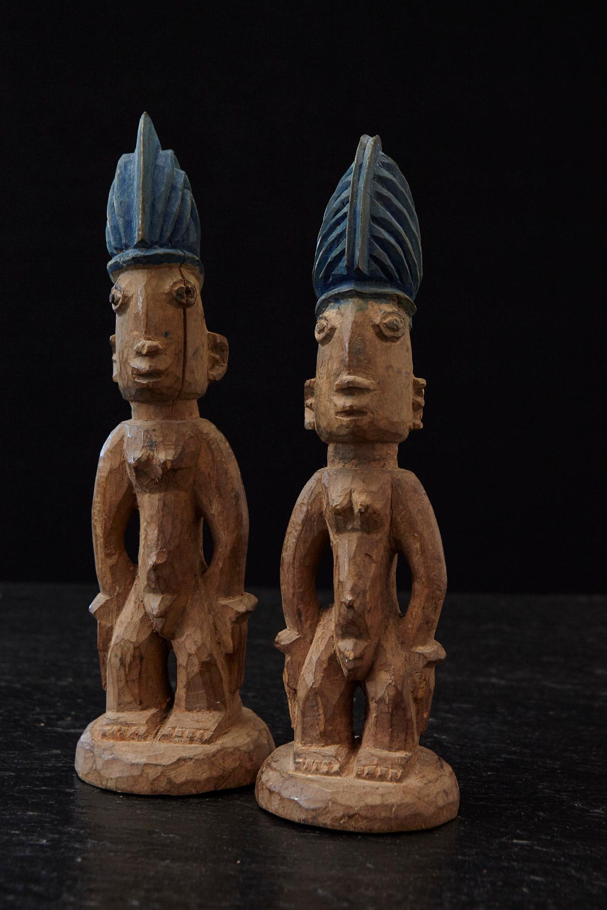 Ere Ibeji Pair of Commemorative Figures, Egba, Yoruba People, Nigeria, 20th C For Sale 2