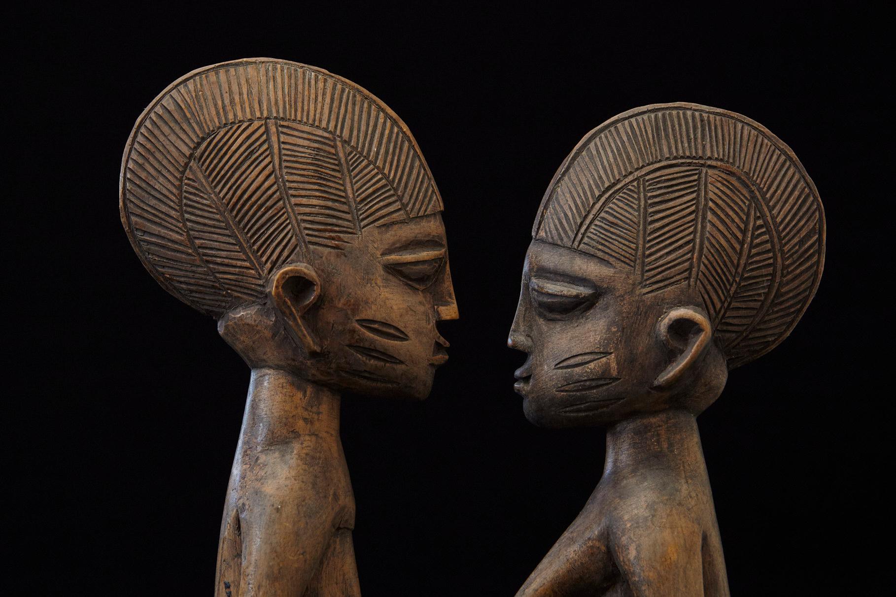 Ere Ibeji Pair of Commemorative Figures, Ogbomosho, Yoruba People Nigeria 20th C For Sale 3
