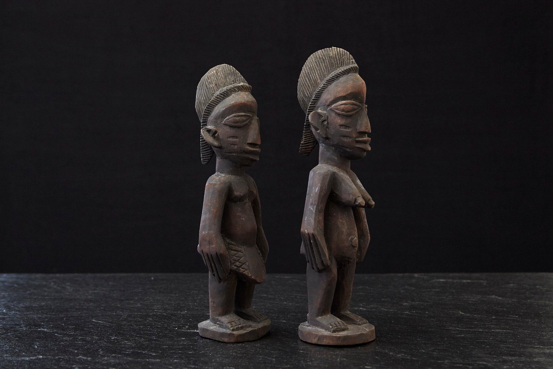 Mid-20th Century Ere Ibeji Pair of Commemorative Figures, Oshogbo, Yoruba People, Nigeria, 20th C For Sale