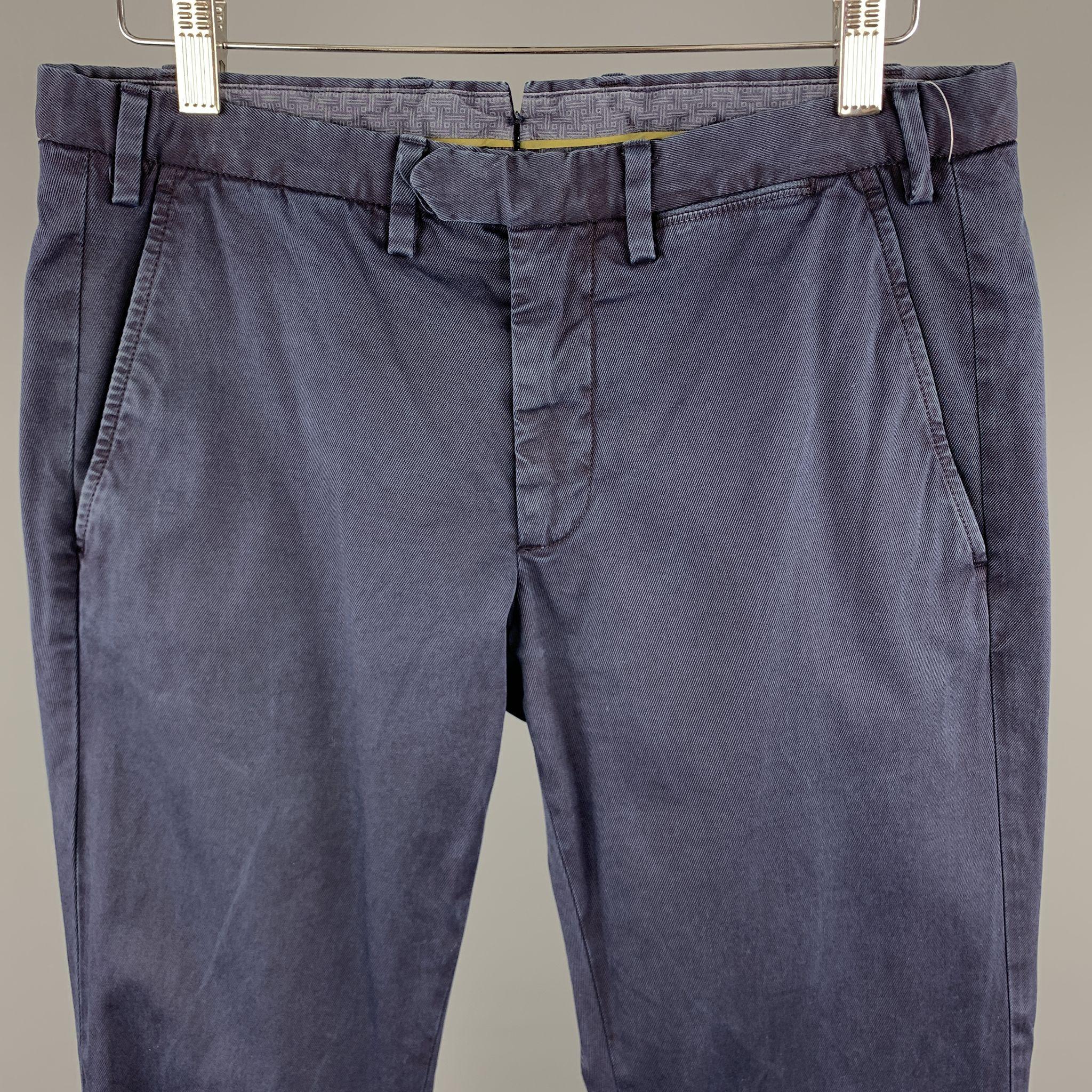 EREDI PISANO Casual Pants comes in a navy cotton featuring a flat front style and a zip fly closure. Made in Italy. 

Very Good Pre-Owned Condition.
Marked: 46

Measurements:

Waist: 28 in. 
Rise: 8 in. 
Inseam: 30 in. 