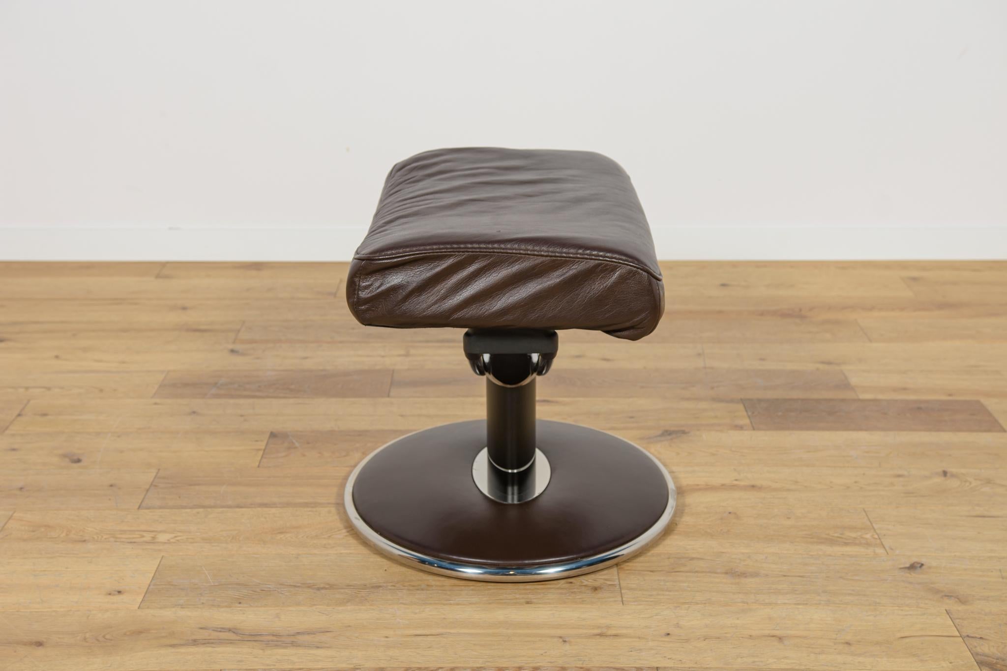Sillón ergonómico con otomana Model de Ekornes Stressless, década de 2000. en venta 7