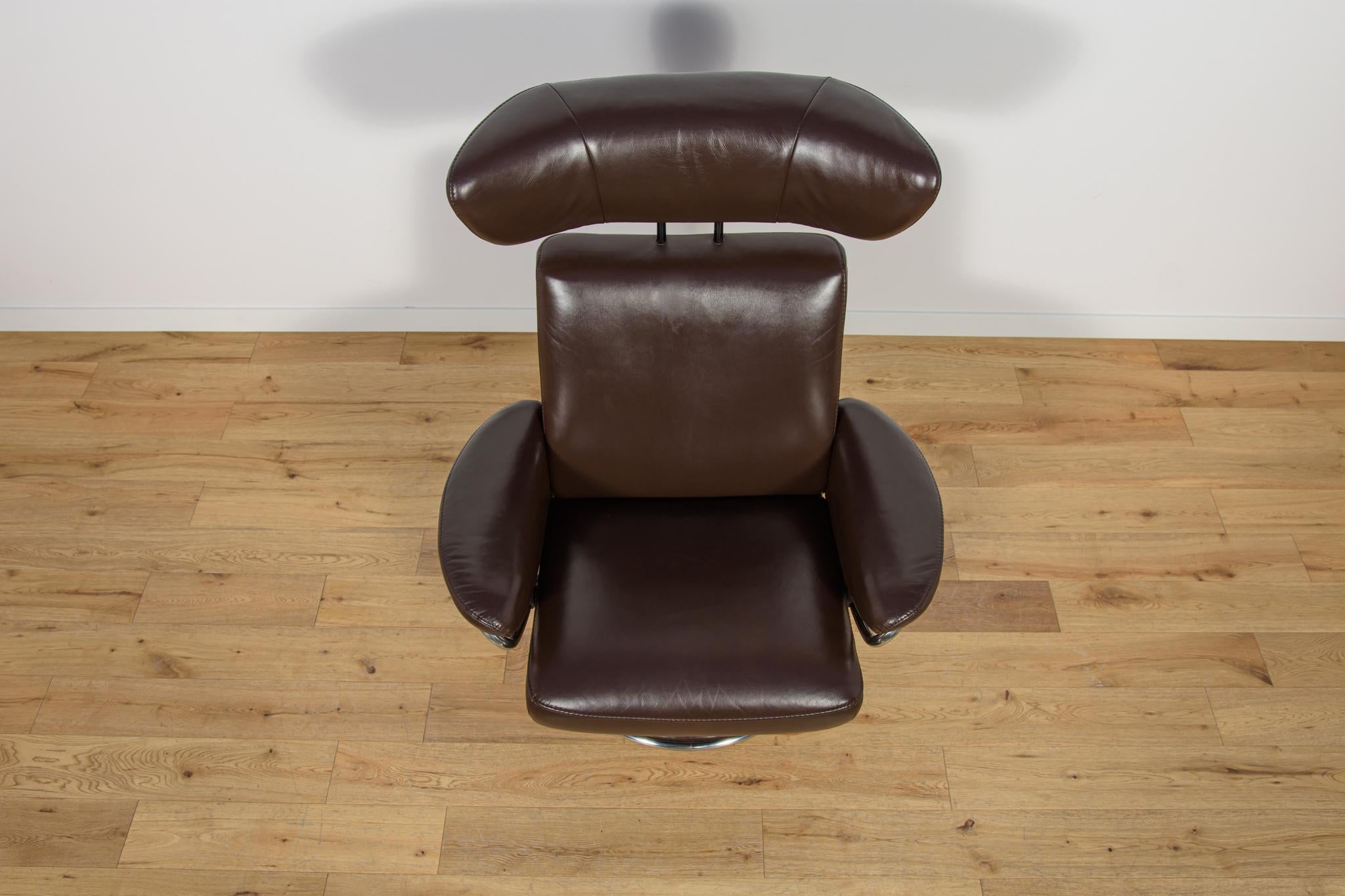Sillón ergonómico con otomana Model de Ekornes Stressless, década de 2000. Siglo XXI y contemporáneo en venta