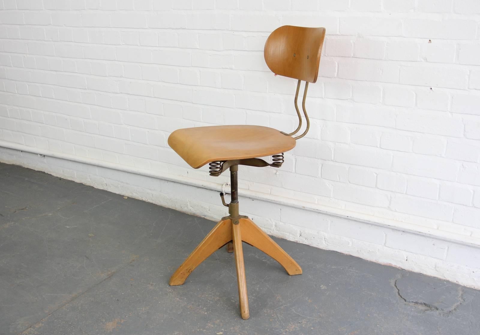 Ergonomic Sprung Chair by Polstergleich, circa 1950s 4