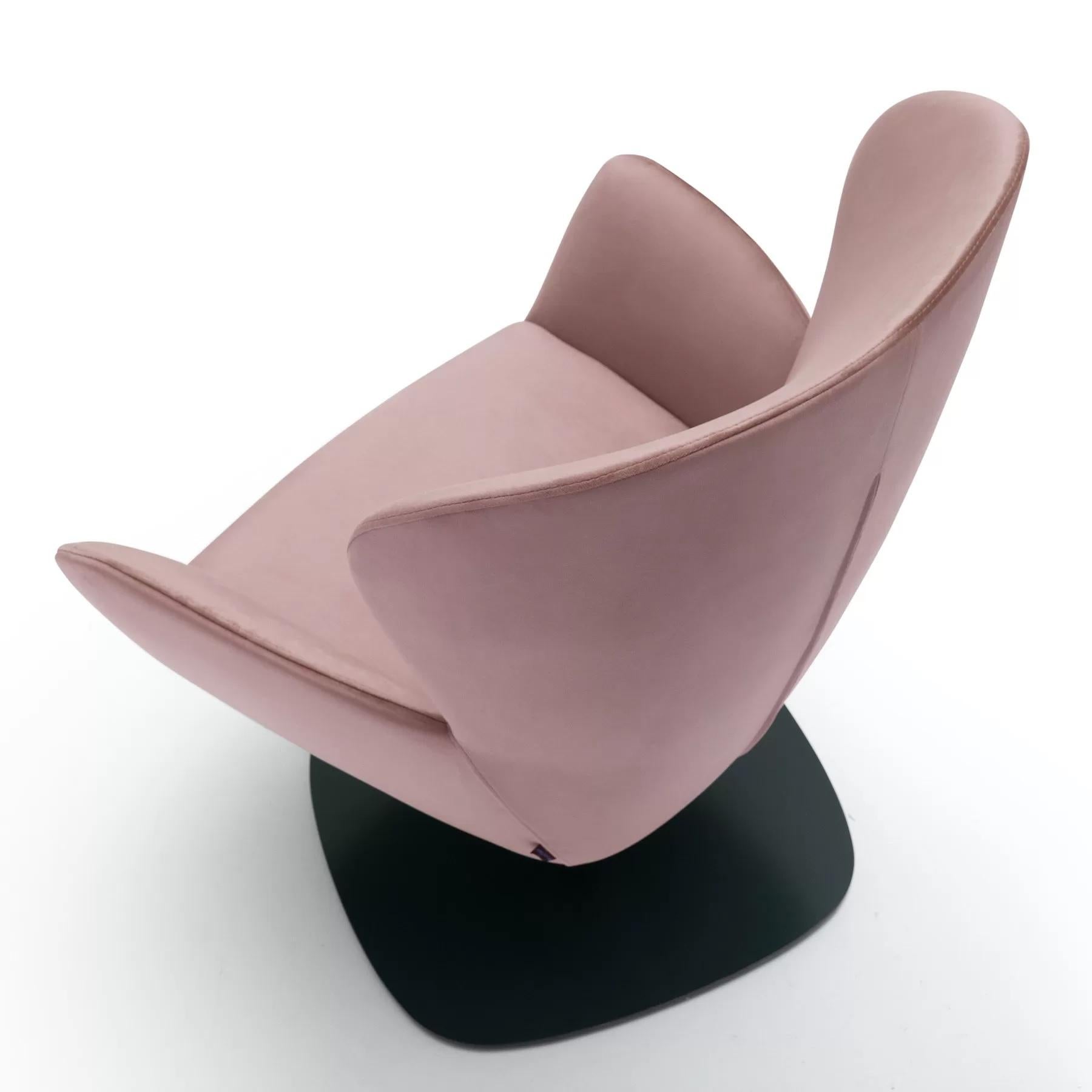 Spanish Ergonomic Swivel Lounge Chair Upholstered in Velvet For Sale