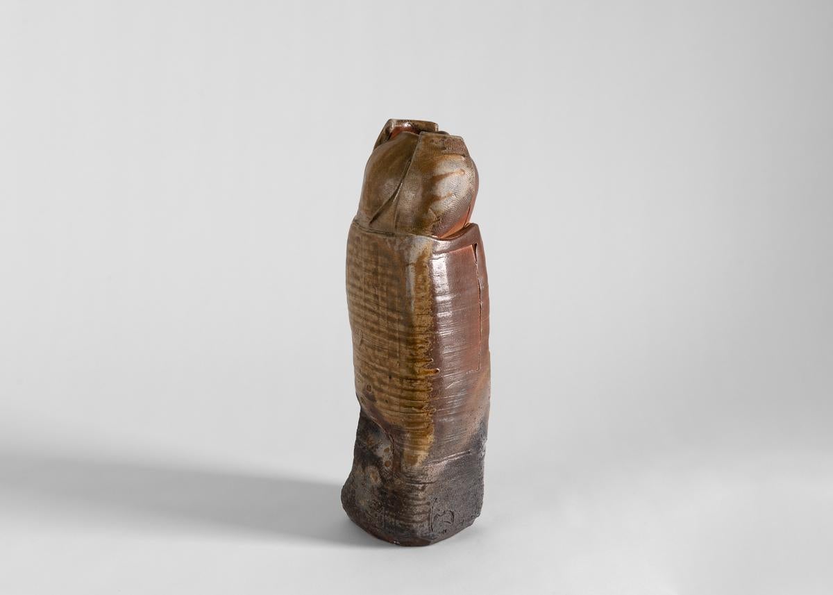 Eric Astoul, Cylindre, Stoneware Sculpture, La Borne, France, 2001 In Good Condition For Sale In New York, NY