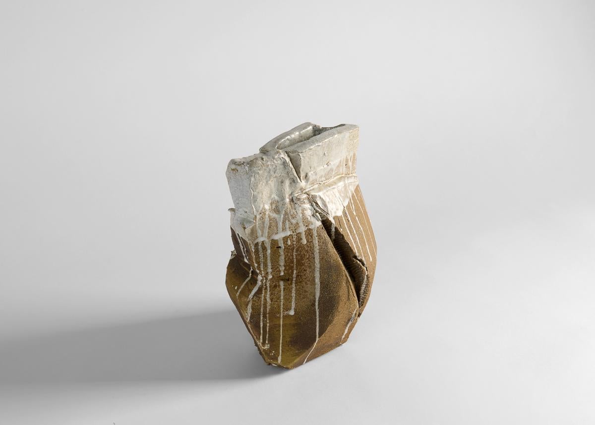 Français Eric Astoul, Vase Echancrés, La Borne, Vase sculptural en grès, France, 2012. en vente