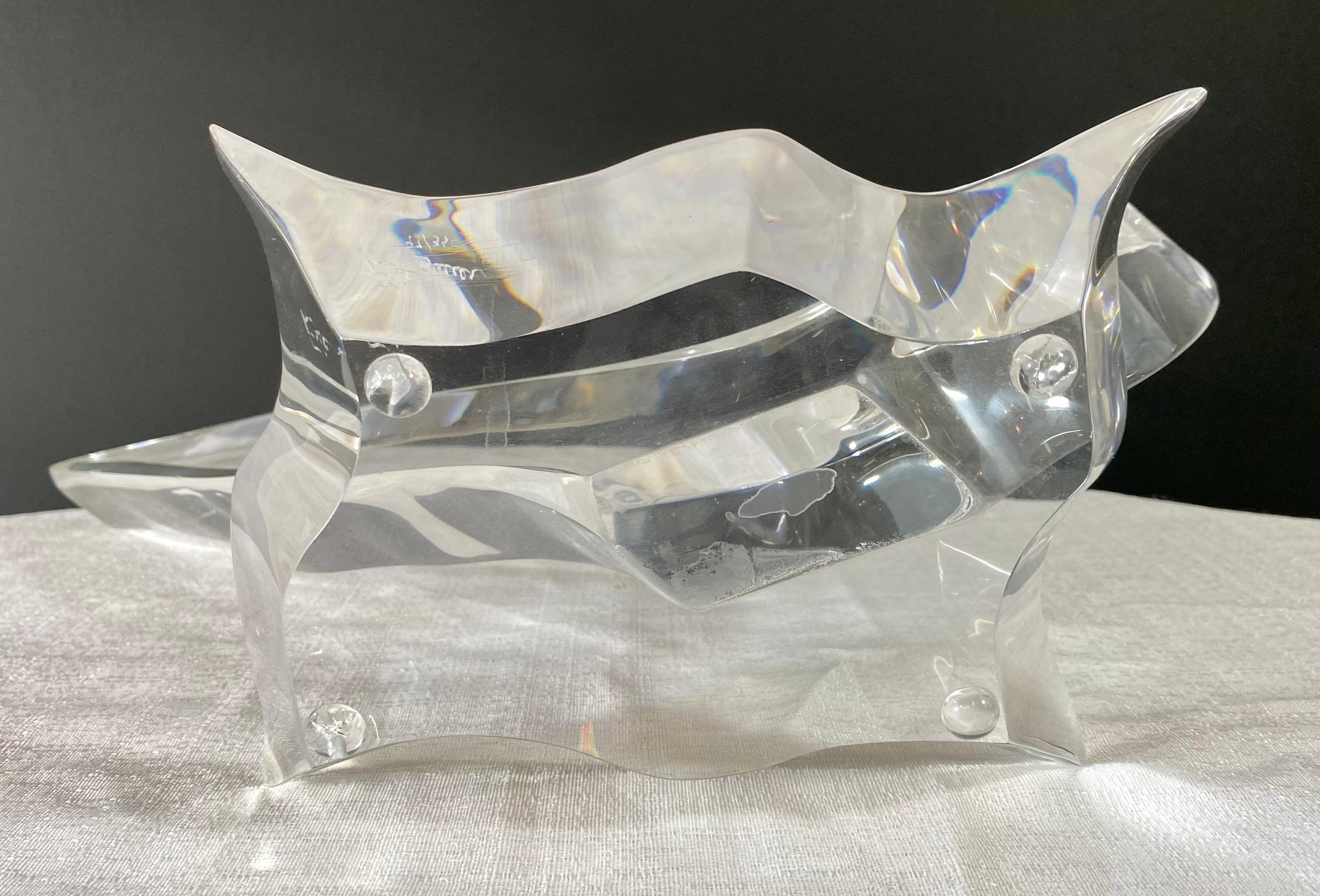 Eric Bauer Modernist Abstract Bird  Lucite Sculpture, Signed  For Sale 4