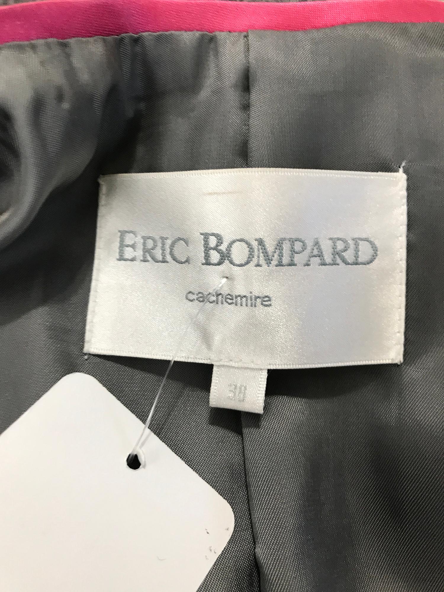 Eric Bompard Pale Grey Cashmere Single Breasted Coat  For Sale 6