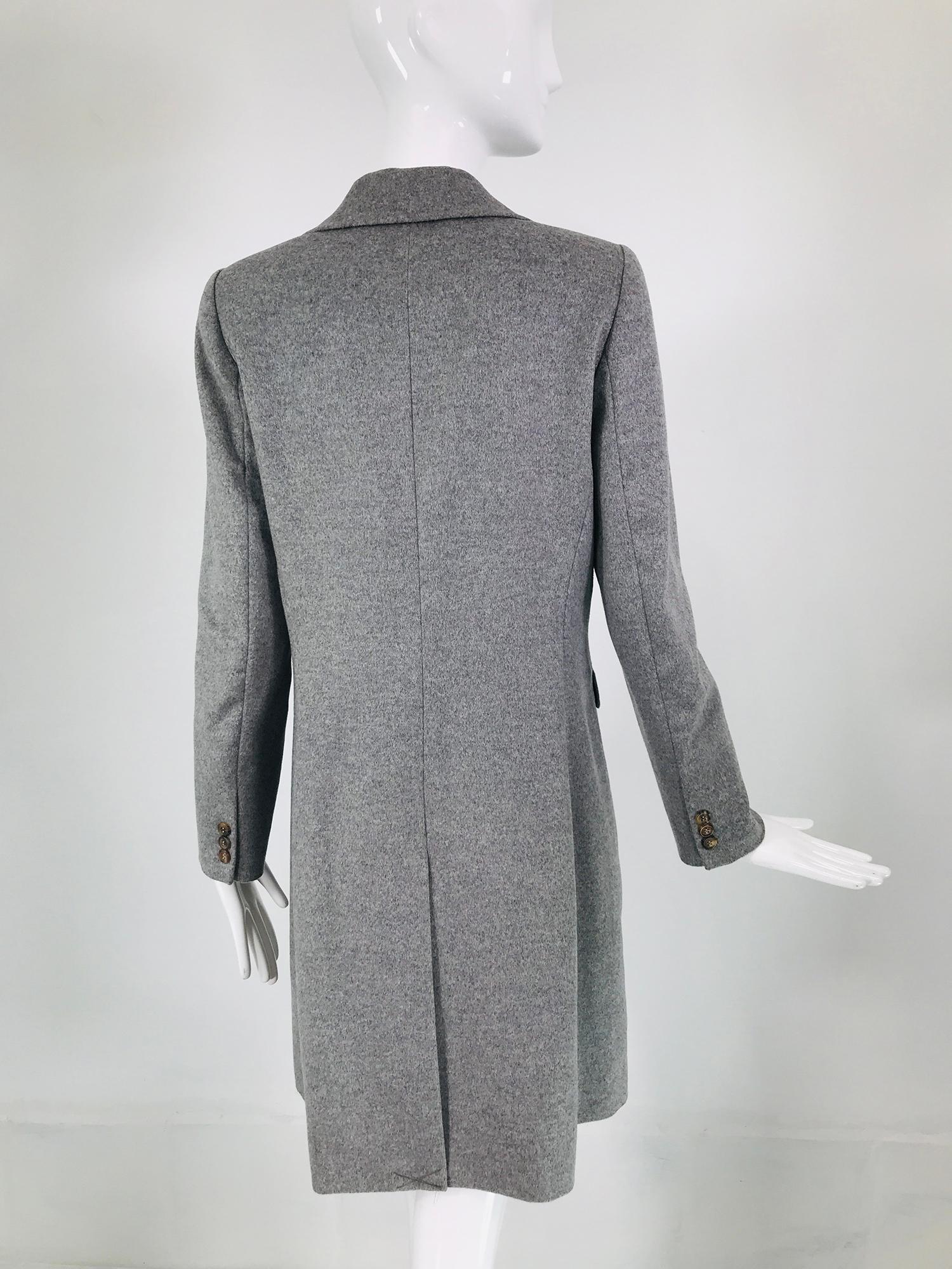 Women's Eric Bompard Pale Grey Cashmere Single Breasted Coat  For Sale