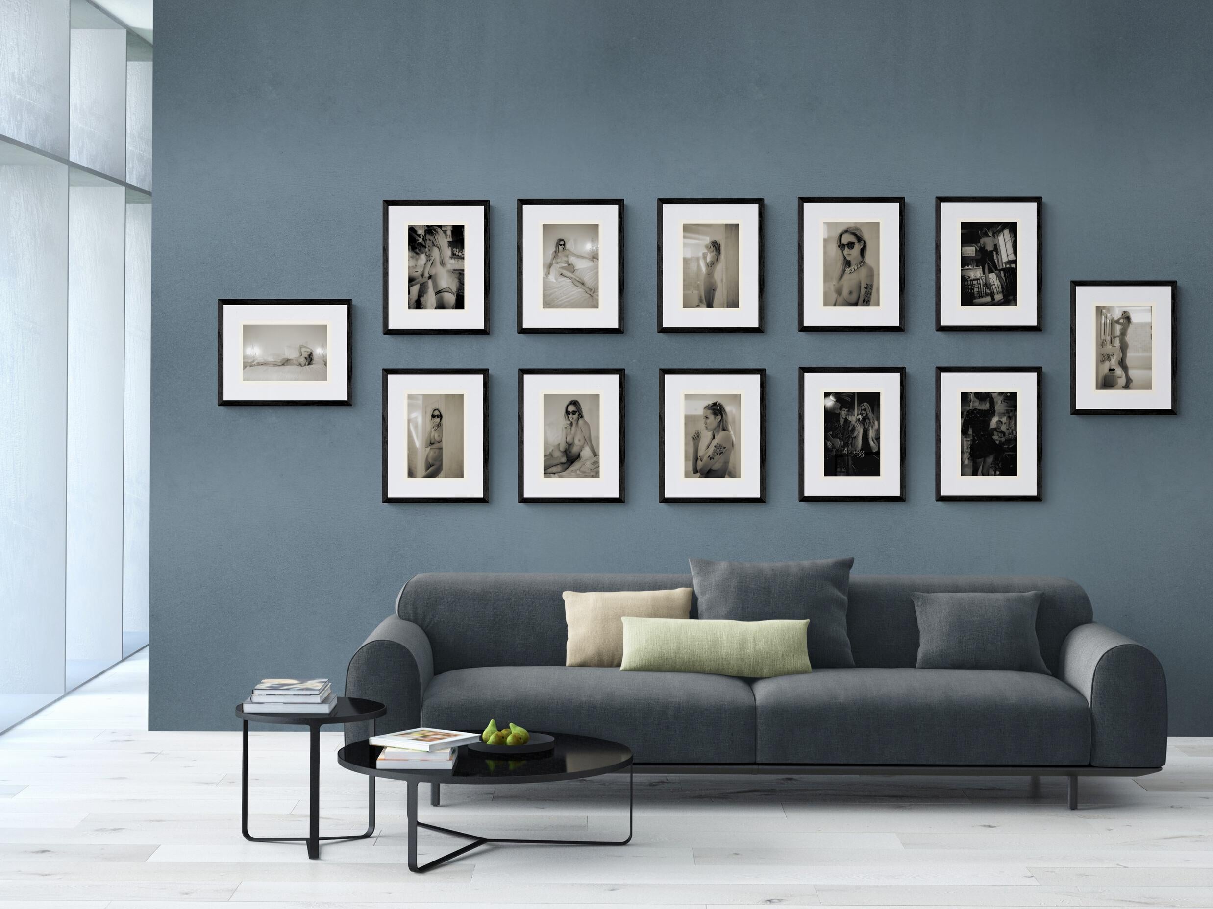 Room 2 - Collector Portfolio # 5 out 7 - 12 Fine Art Prints Nude photography For Sale 10