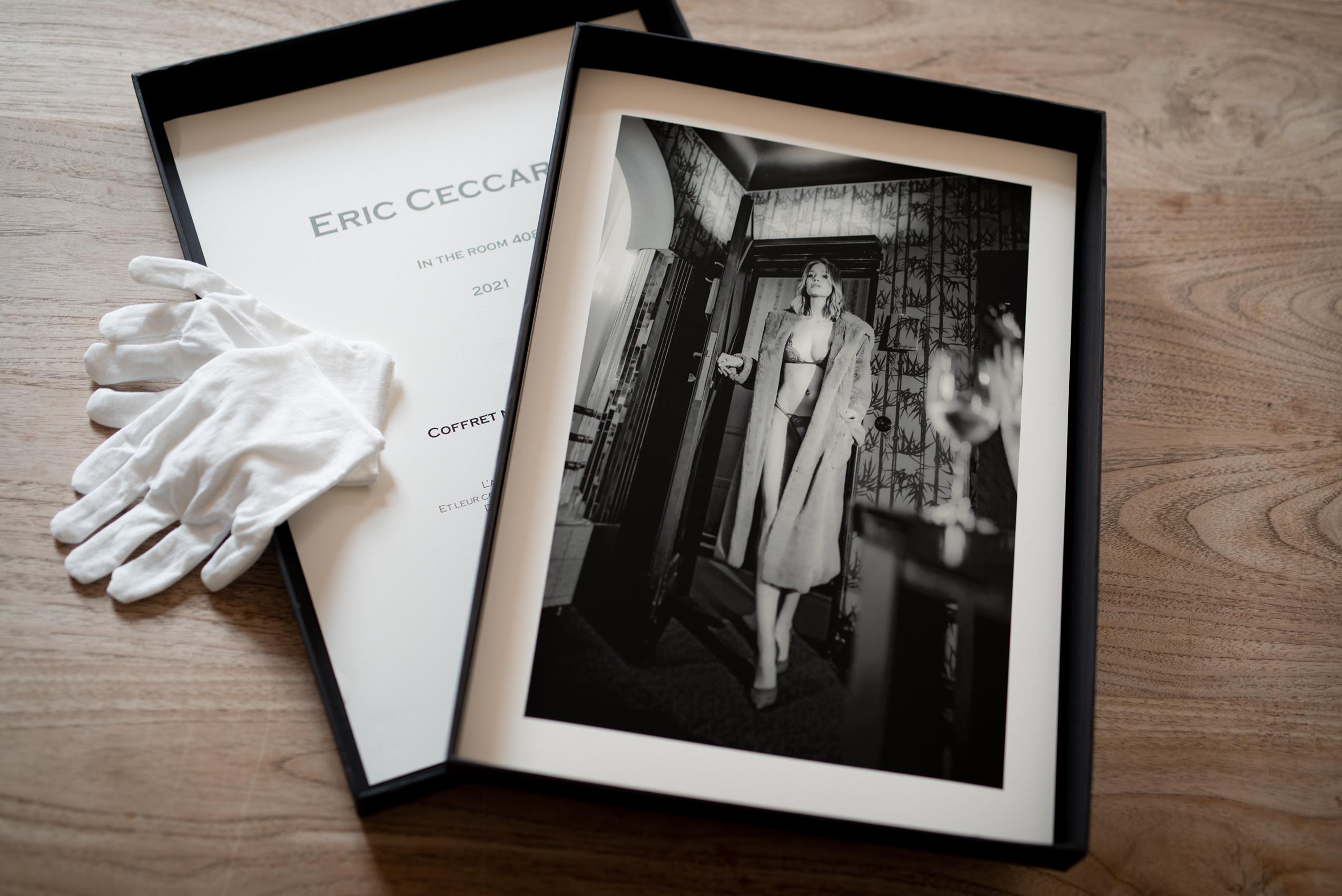 Room 310 - Collector Portfolio # 3 out 7 - 12 Fine Art Prints Photographie de nu en vente 2