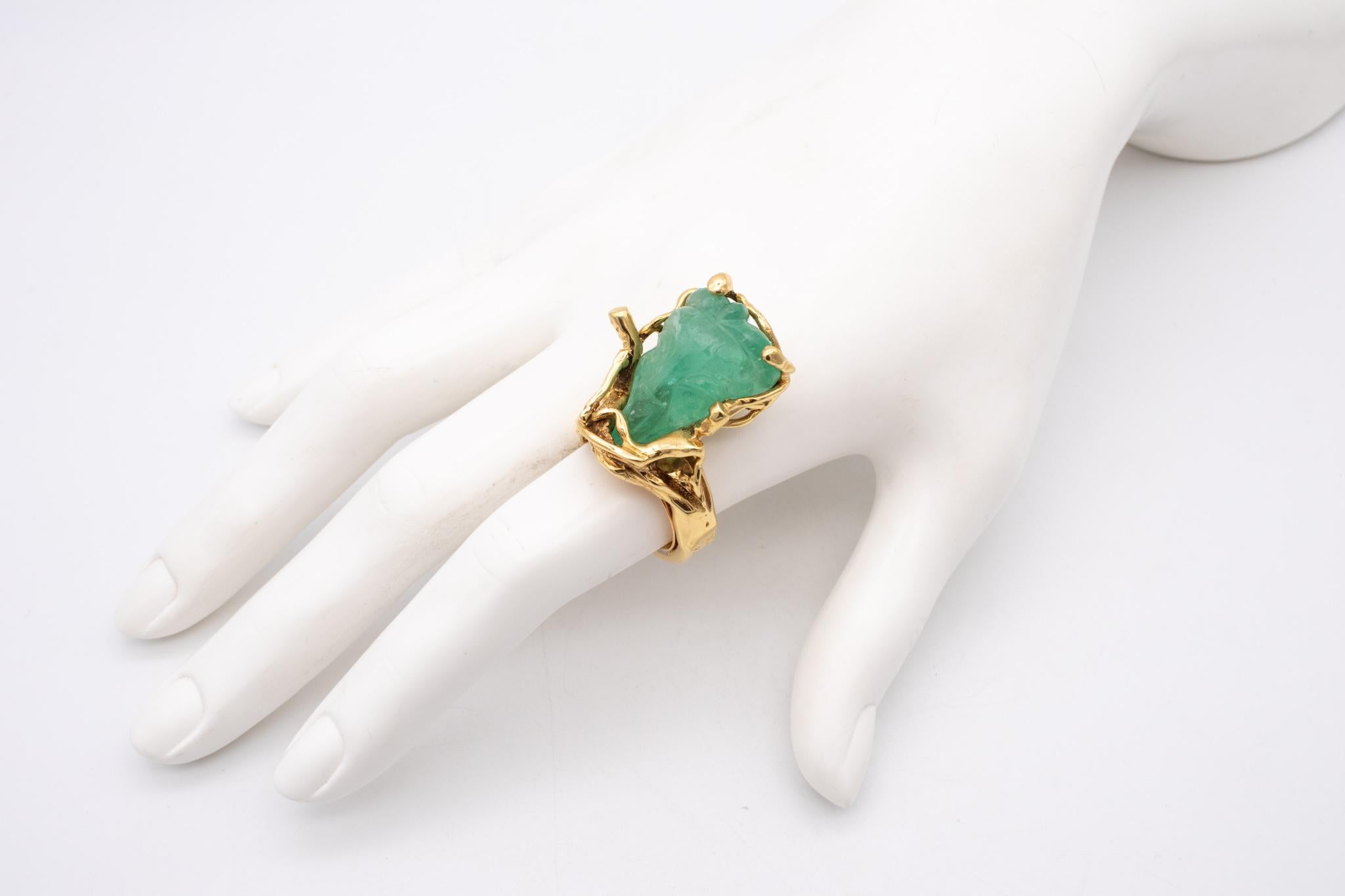 Mixed Cut Eric De Kolb 1960 Rare Statement Ring in 18Kt Gold with 28.53 Cts Carved Emerald