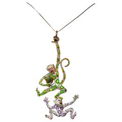 Eric de Kolb, collier pendentif singe en or émaillé avec sculpture d'origine