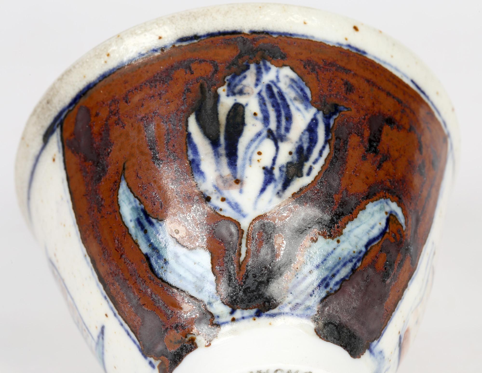 Fait main Bol en poterie de l'atelier Eric James Mellon peint avec nu