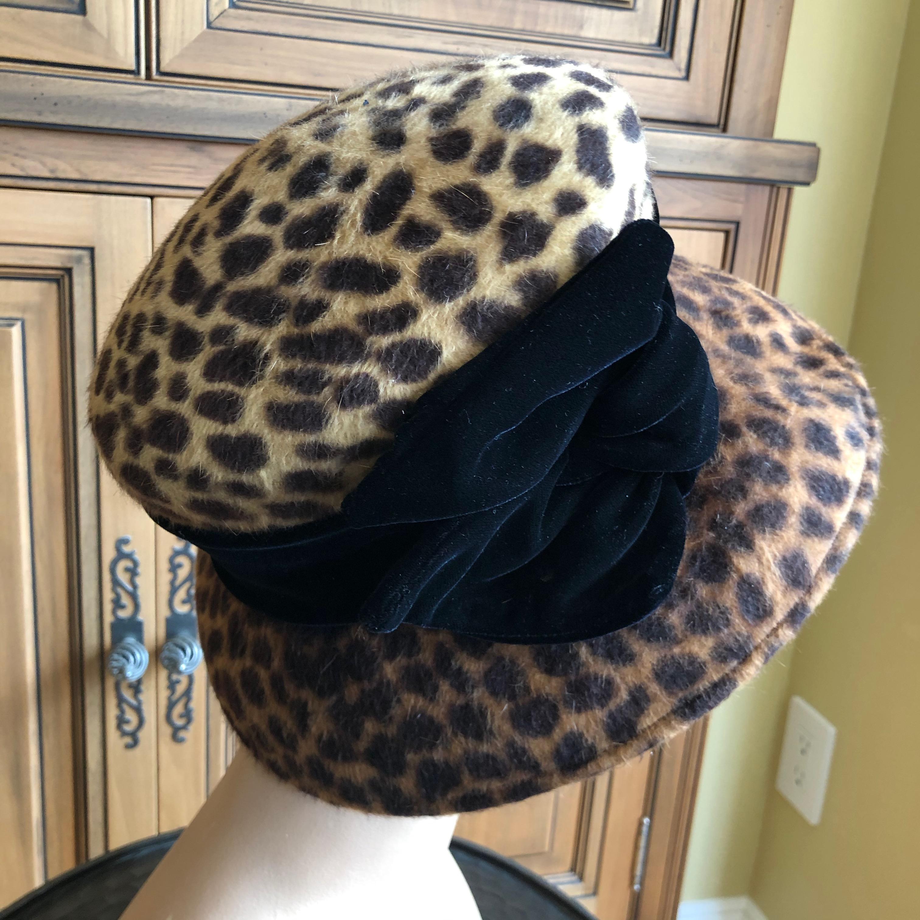 Eric Javits Plush Leopard Print Velvet Hat With Black Velvet Band In Good Condition In Cloverdale, CA