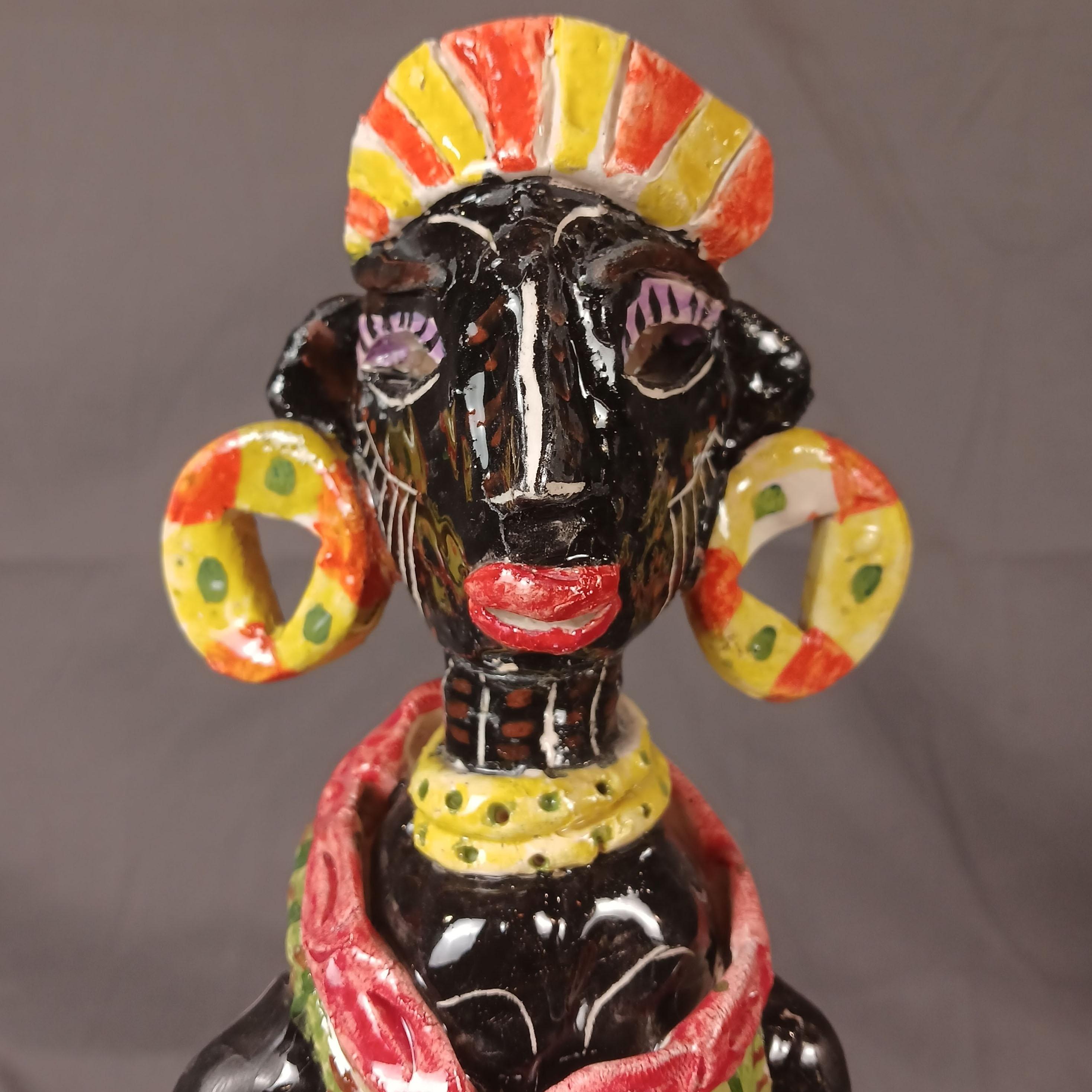 Ceramica Scultura in ceramica dipinta a mano 