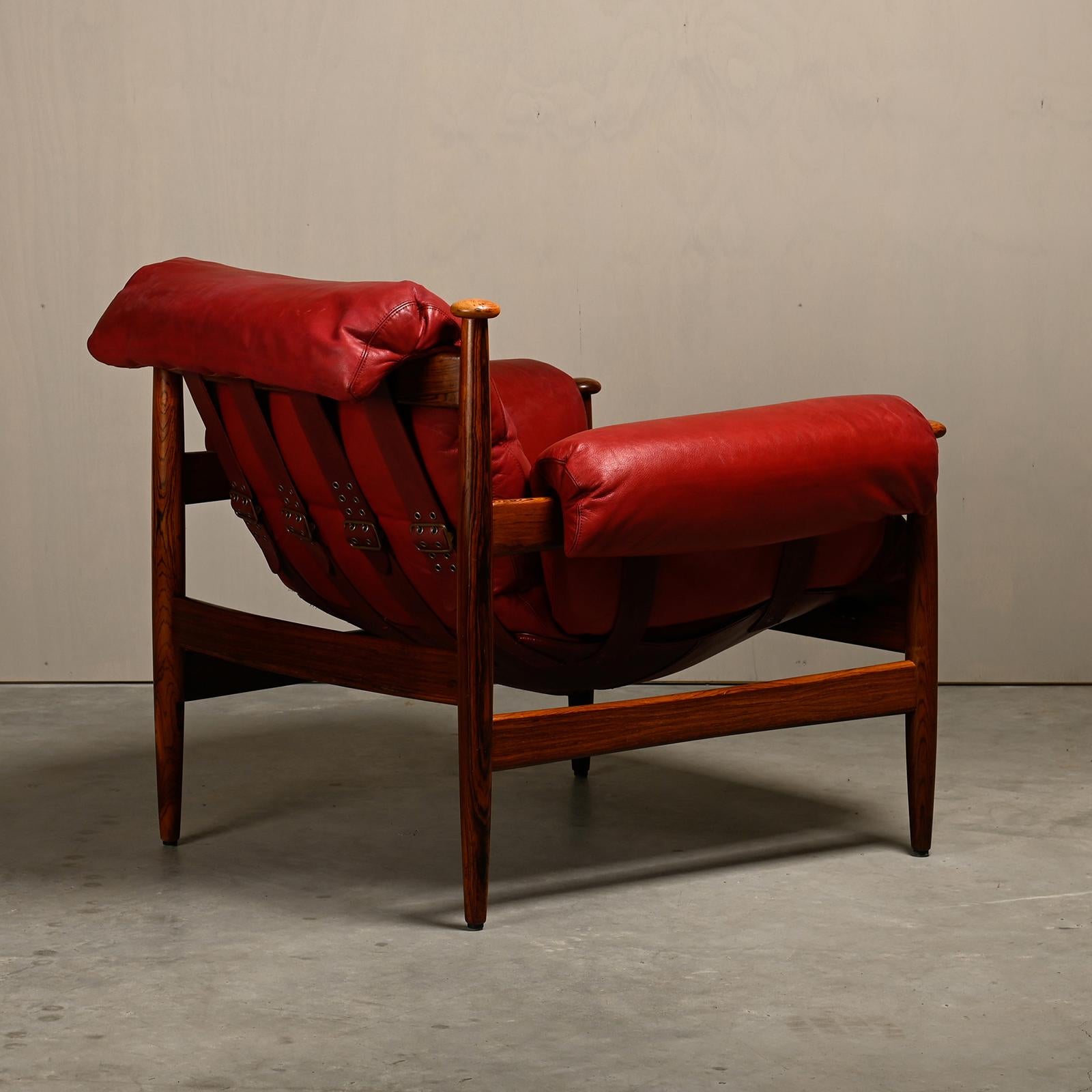 Eric Merthen Amiral Lounge Chair in dark wood and red leather for IRE Möbler In Good Condition For Sale In Amsterdam, NL