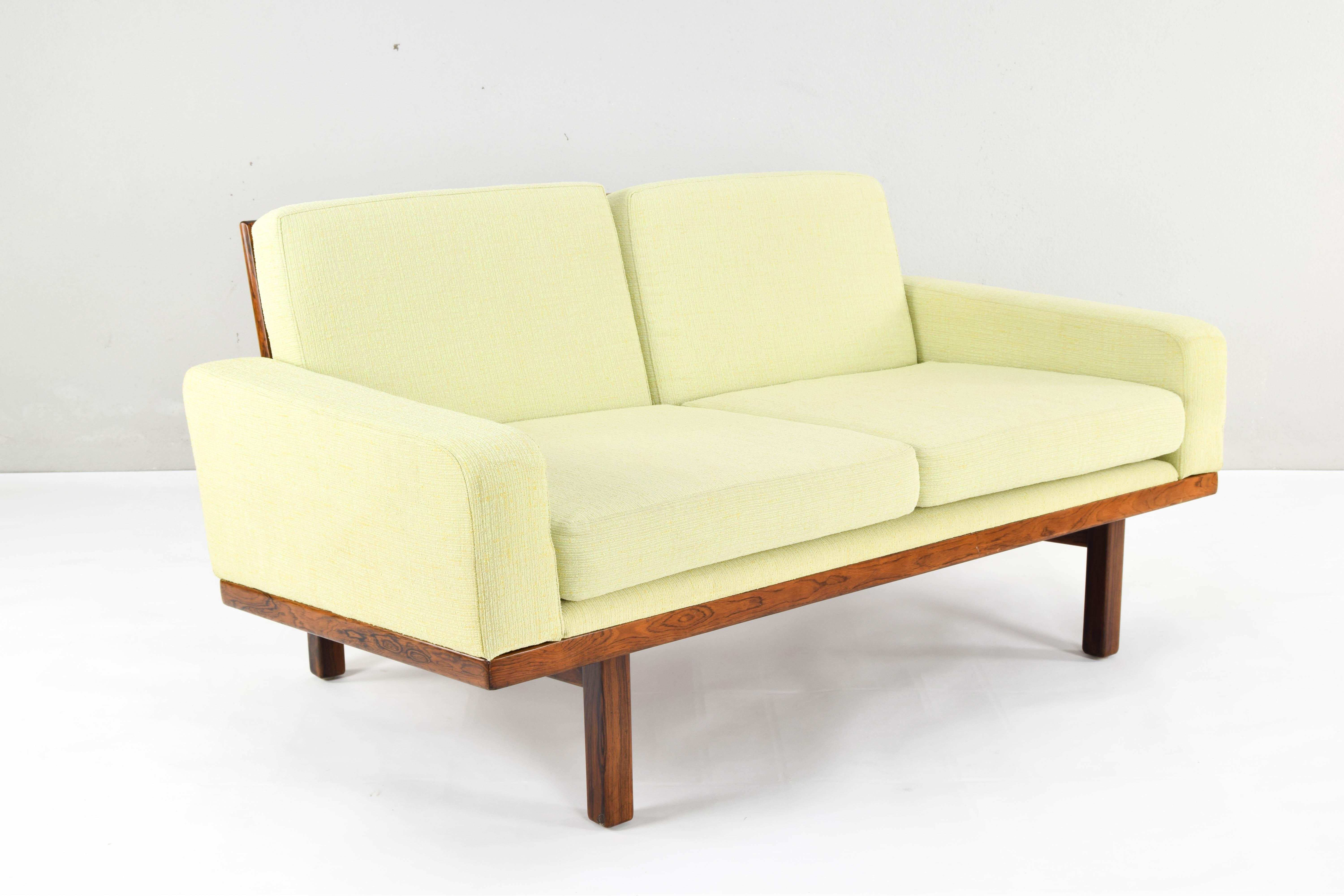 Eric Merthen Scandinavian Modern Tornado Sofa 2-Seater for IRE Möbler Sweden 60s 3