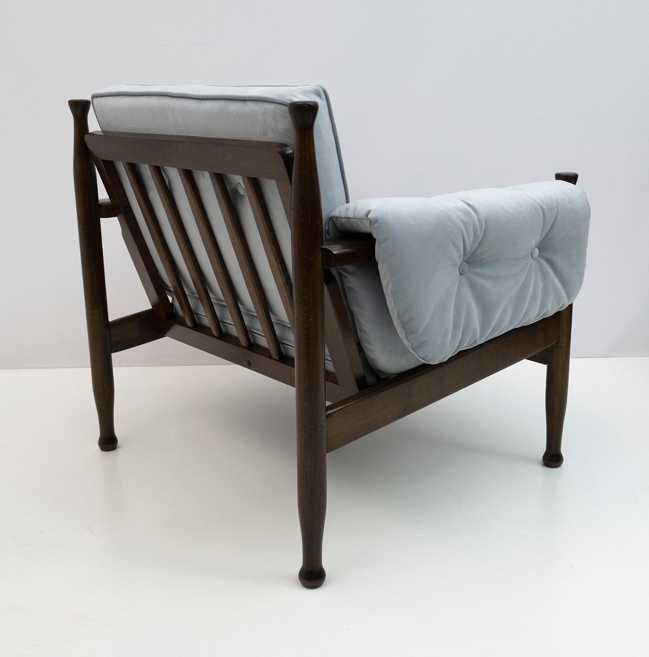 Eric Merthen Style Scandinavian Modern Sweden Velvet Armchair, 1960s For Sale 2