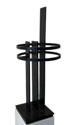 Symbiose Kleine schwarze Stahlskulptur Symbolische abstrakte geometrische Kunst, Symbiose, auf Lager