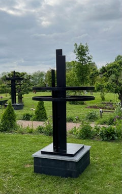 Weightless II Abstrakte Stahlskulptur Big Black Geometric Symbolic, Gewichtlos II, auf Lager