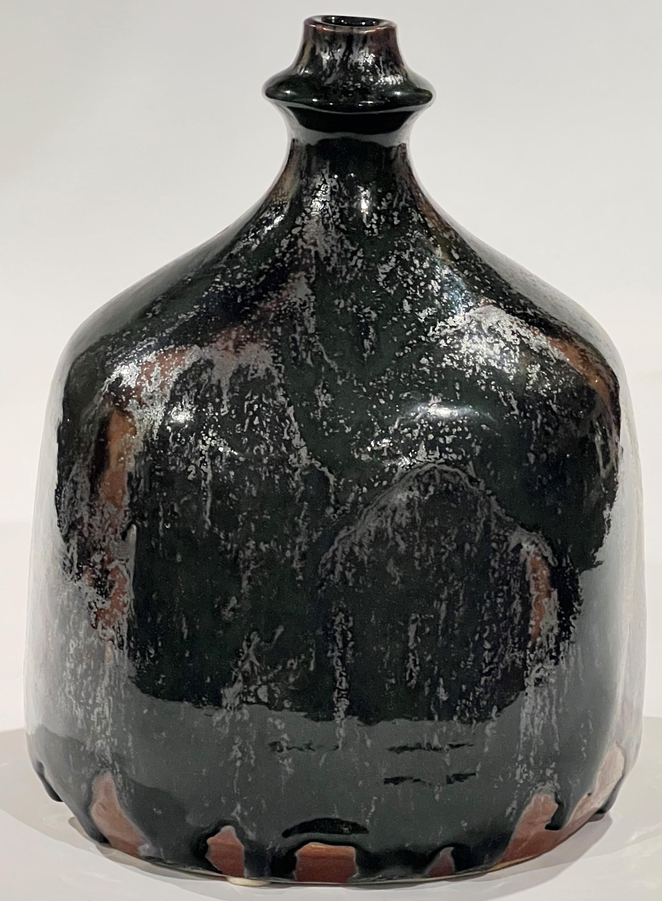 Eric Ploen Studio Ceramic Bottle Vase 1960's Oil Fired Tenmoku and Chrome Green In Good Condition In Mobile, AL