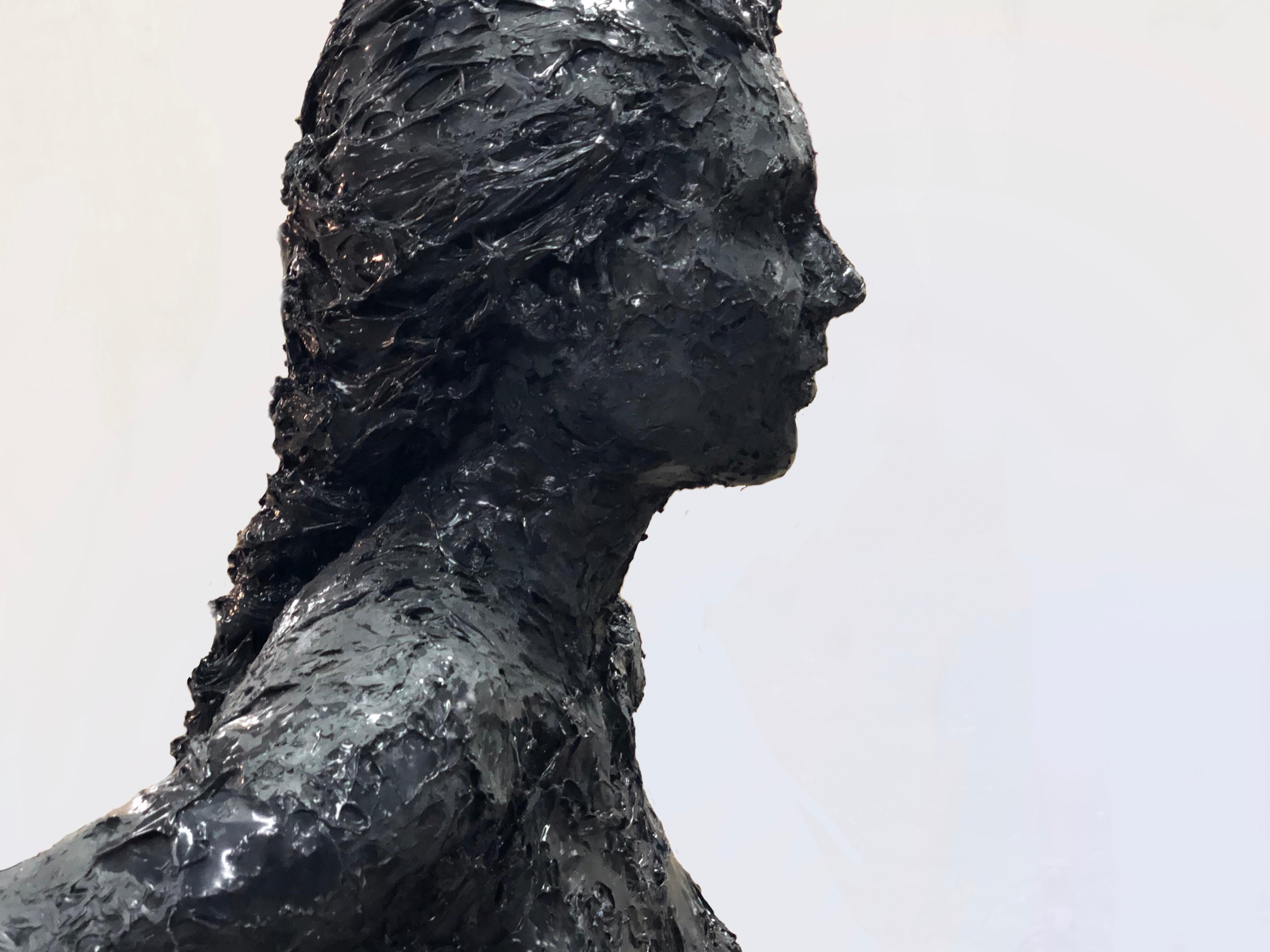 Eric Schutte Figurative Sculpture - Colette- 21st Century Sculpture of a nude girl made of black recycled plastic 