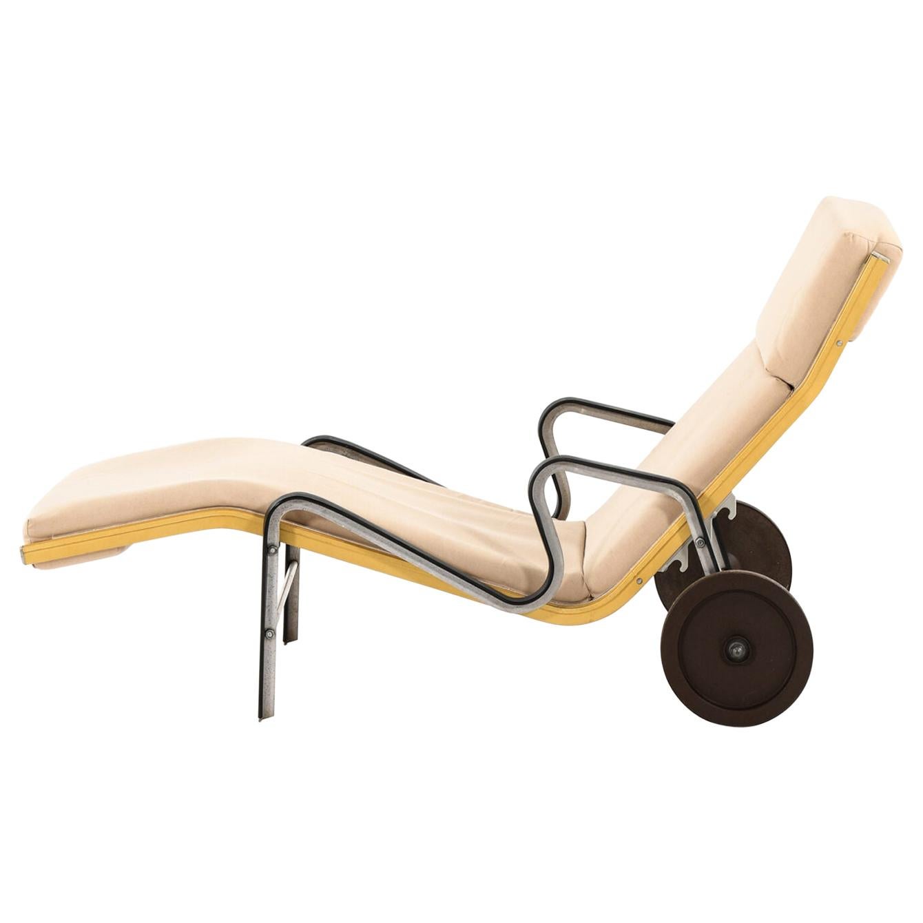 Eric Sigfrid Persson Sunbed / Lounge Chair Produced in Sweden For Sale