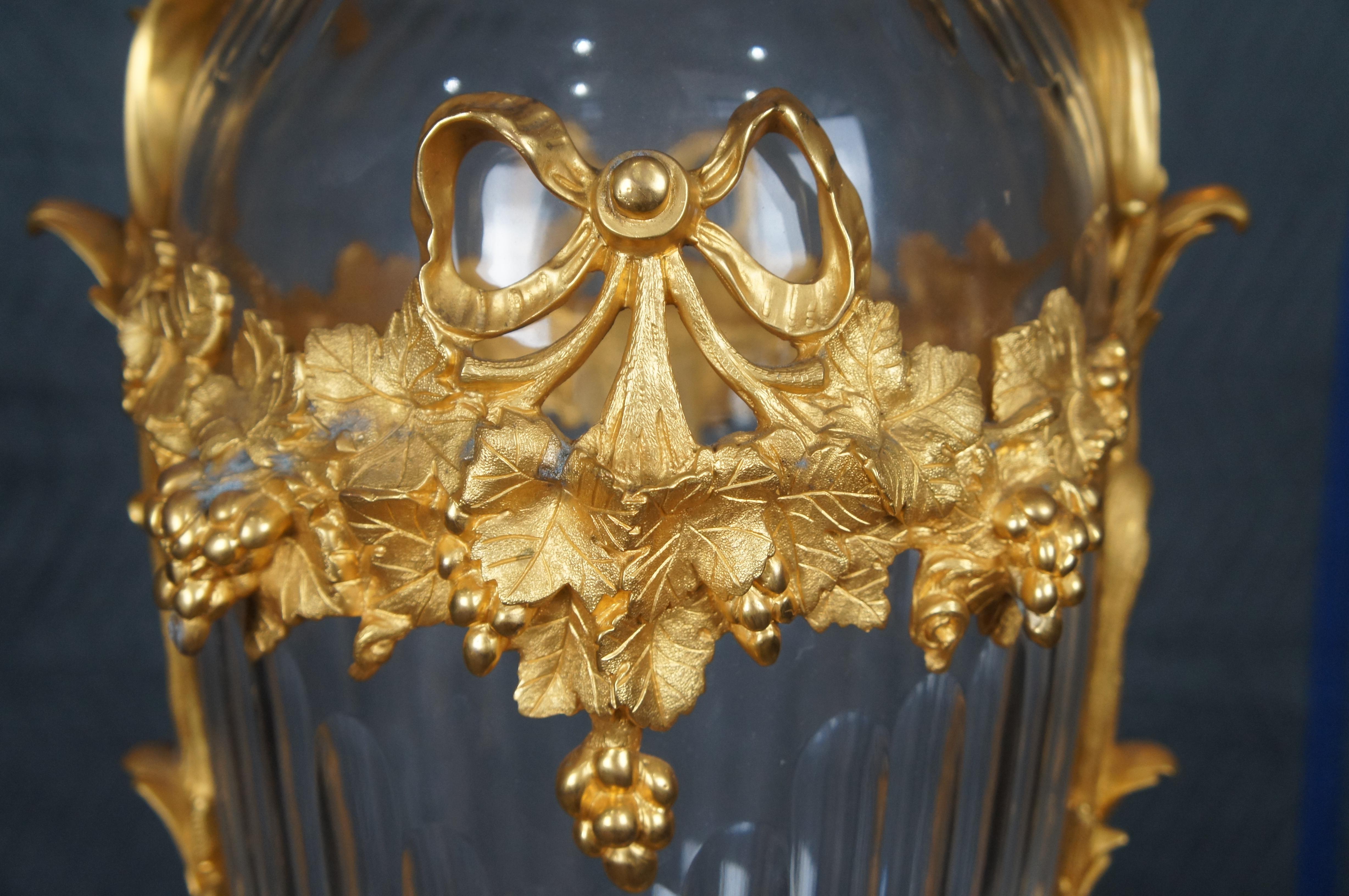 20ième siècle Eric Stepniewski Vase chérubin figuratif en bronze doré et cristal Louis XV Rococo 35