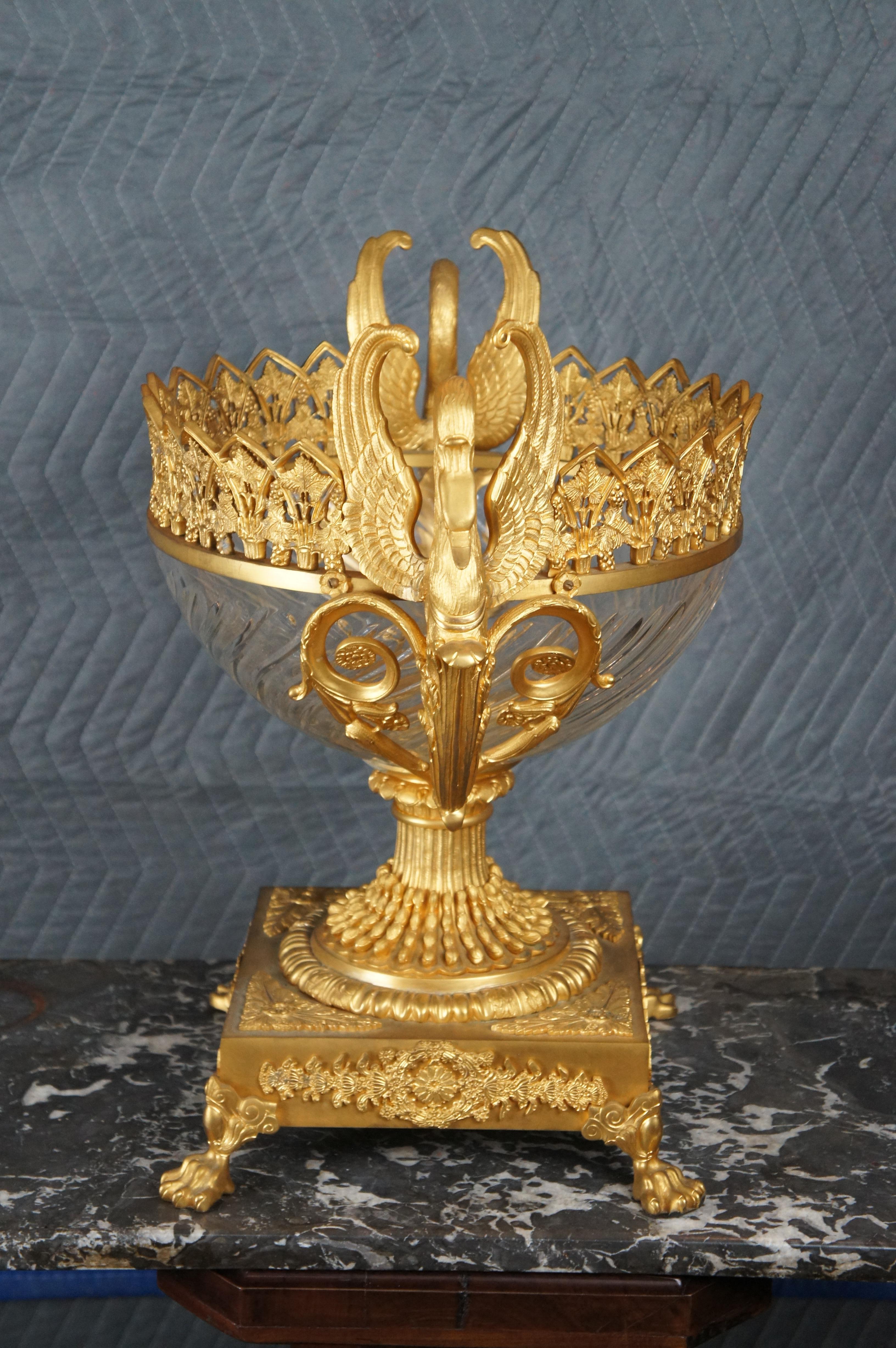 20th Century Eric Stepniewski French Louis XV Sawtooth Ormolu & Crystal Swan Centerpiece Bowl For Sale