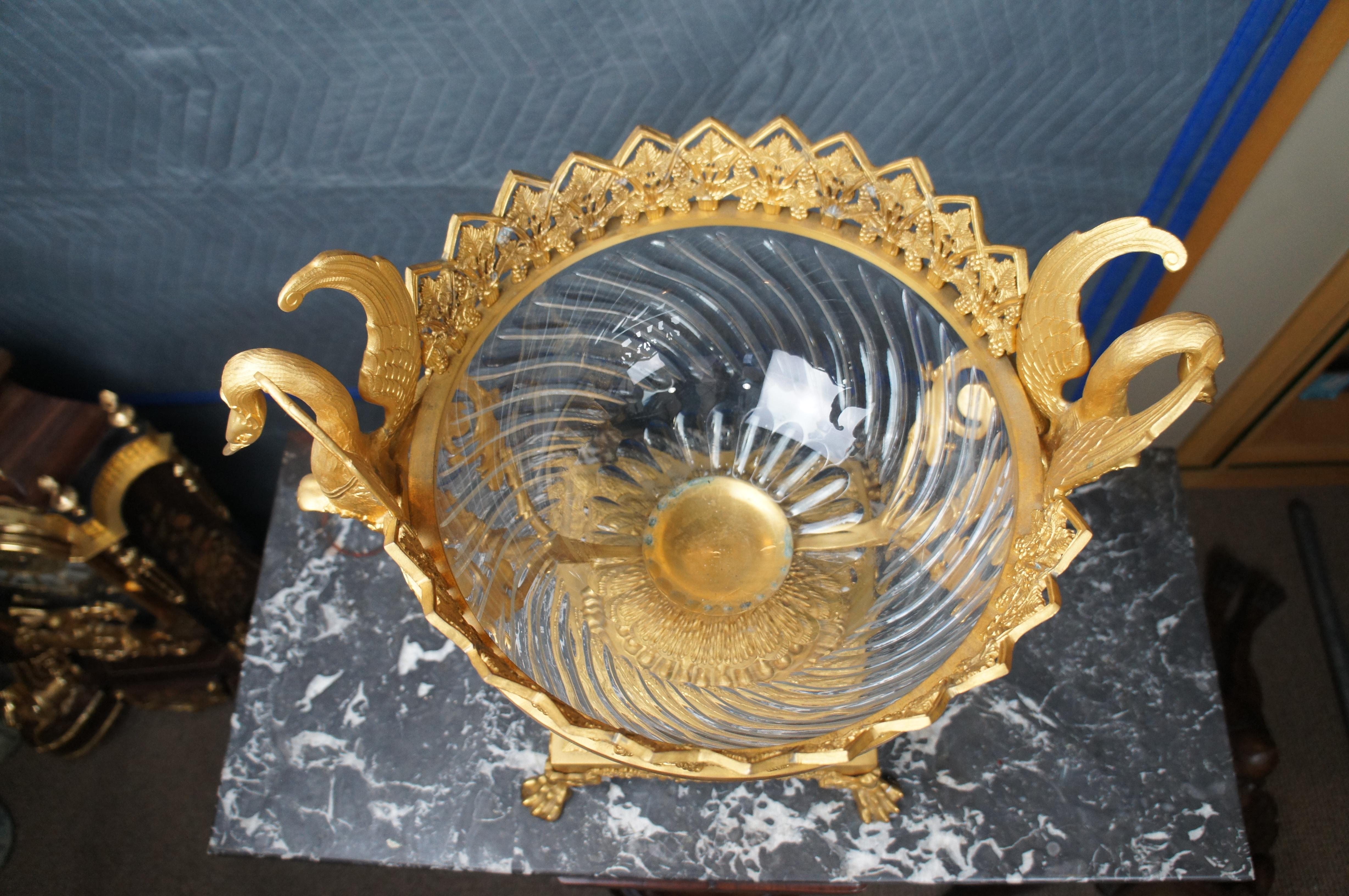 Eric Stepniewski French Louis XV Sawtooth Ormolu & Crystal Swan Centerpiece Bowl For Sale 2