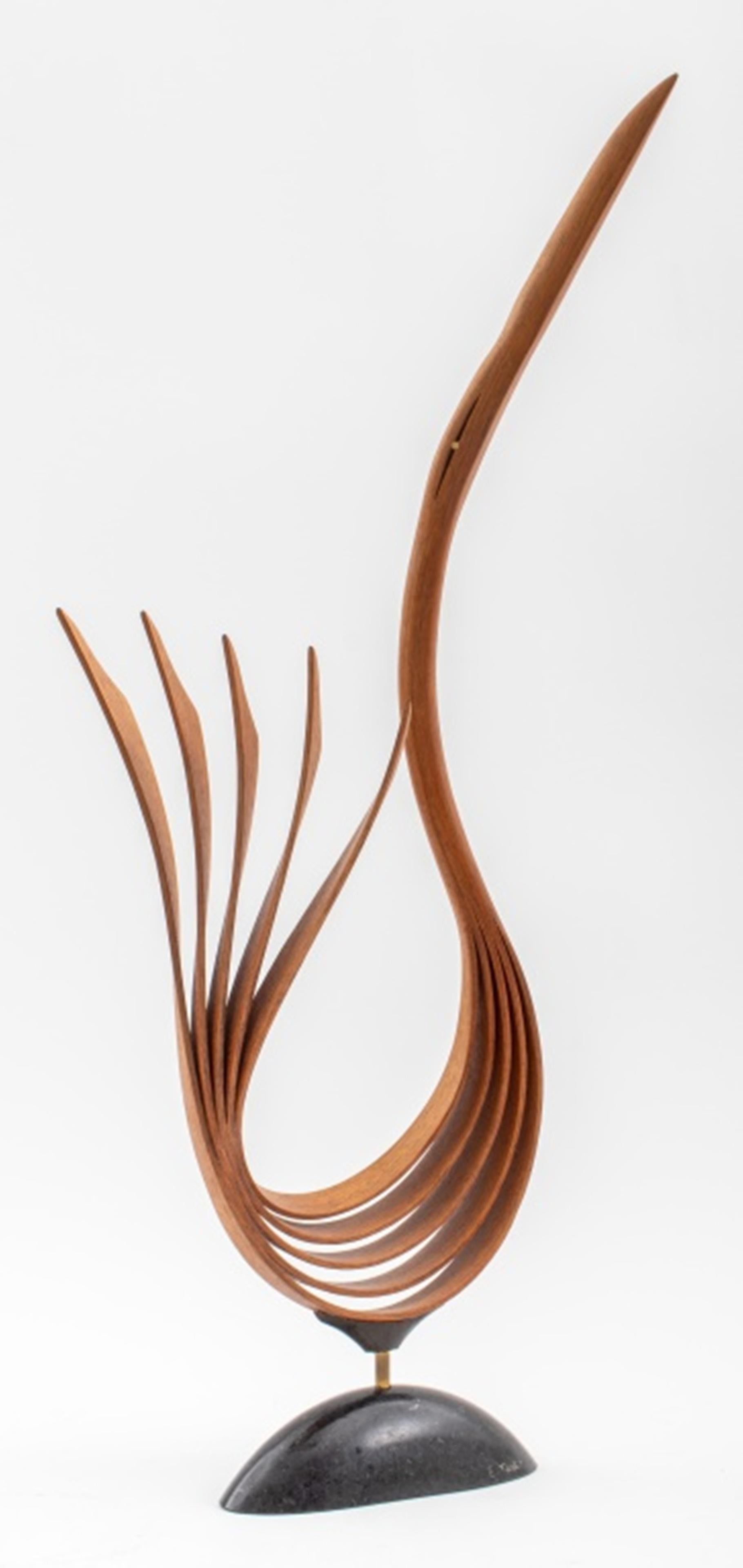 Walnussholz-Skulptur „ Vogel“ von Eric Tardif (Holz) im Angebot
