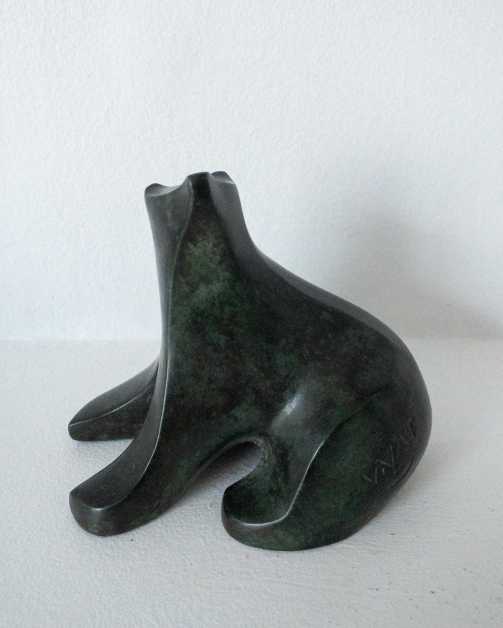 Bear Cub by Eric Valat - Bronze sculpture of a bear, animal sculpture, fun, baby For Sale 13
