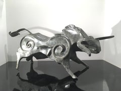 Taureau d'Eric Valat - Sculpture animalière en bronze, contemporaine, figurative, puissante