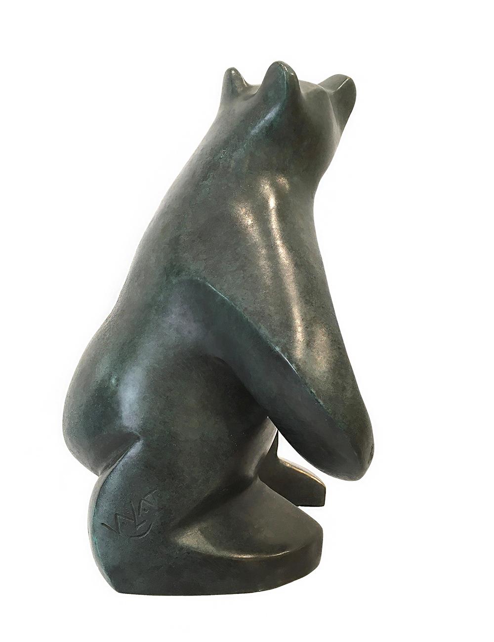 Grounded I de Eric Valat - Escultura de bronce de un oso, animal, ligereza, paz en venta 2
