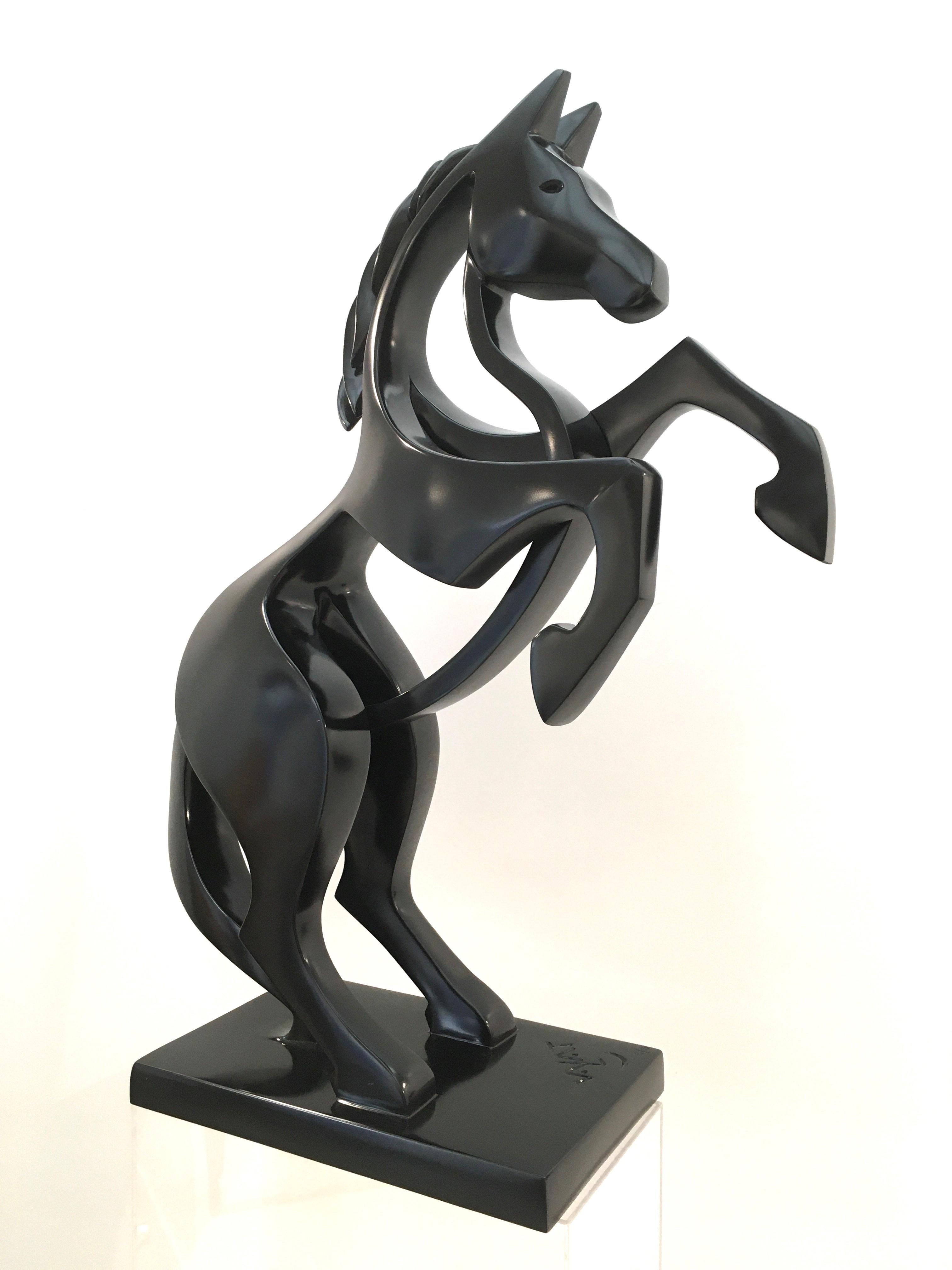 Rearing Horse d
Eric Valat, sculpture d
animaux, polyester, dynamisme, mouvement