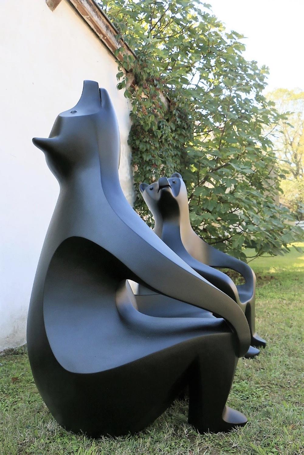 Der große Bär von Eric Valat - Skulptur und Sessel, Polyester im Angebot 2